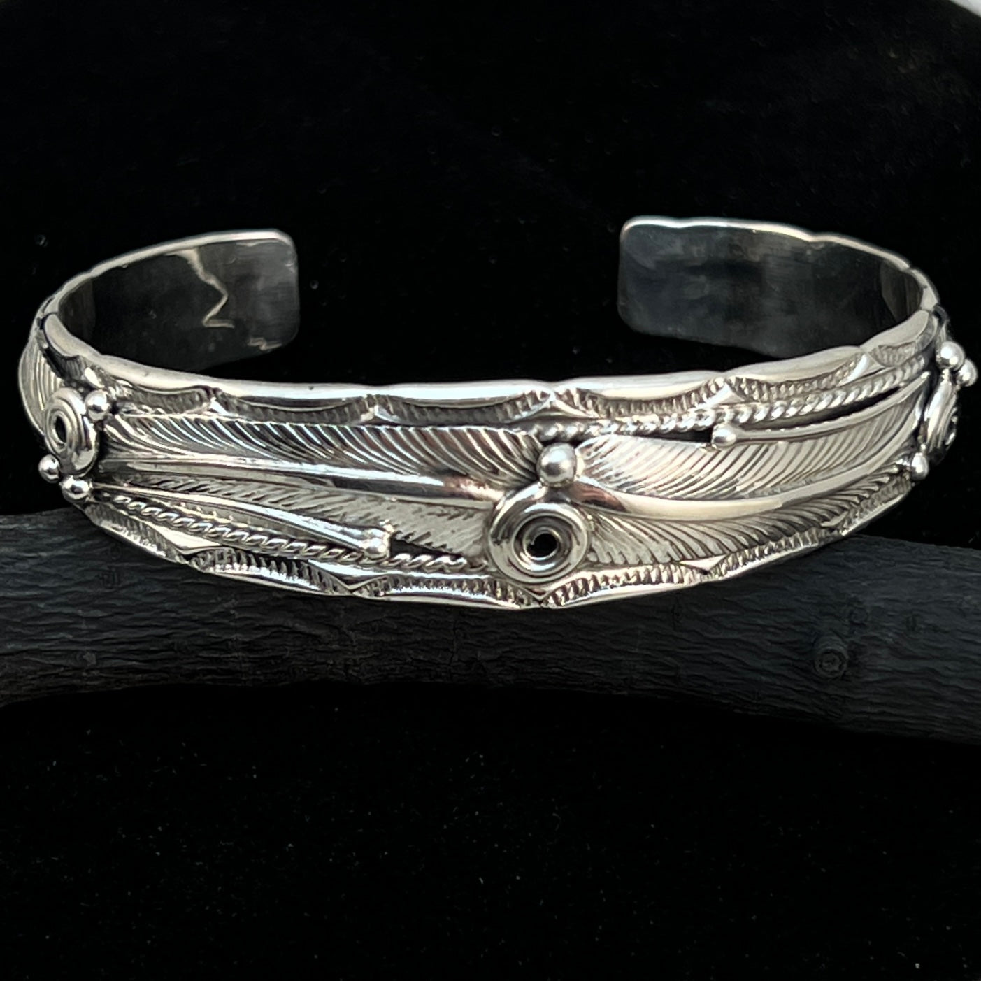 6 1/2" Narrow Floral sterling silver bracelet Navajo handmade Darrell Morgan