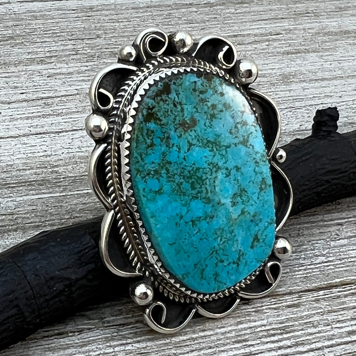 Size 9 Large Blue Kingman Turquoise Stone Statement ring Navajo Leslie Nez