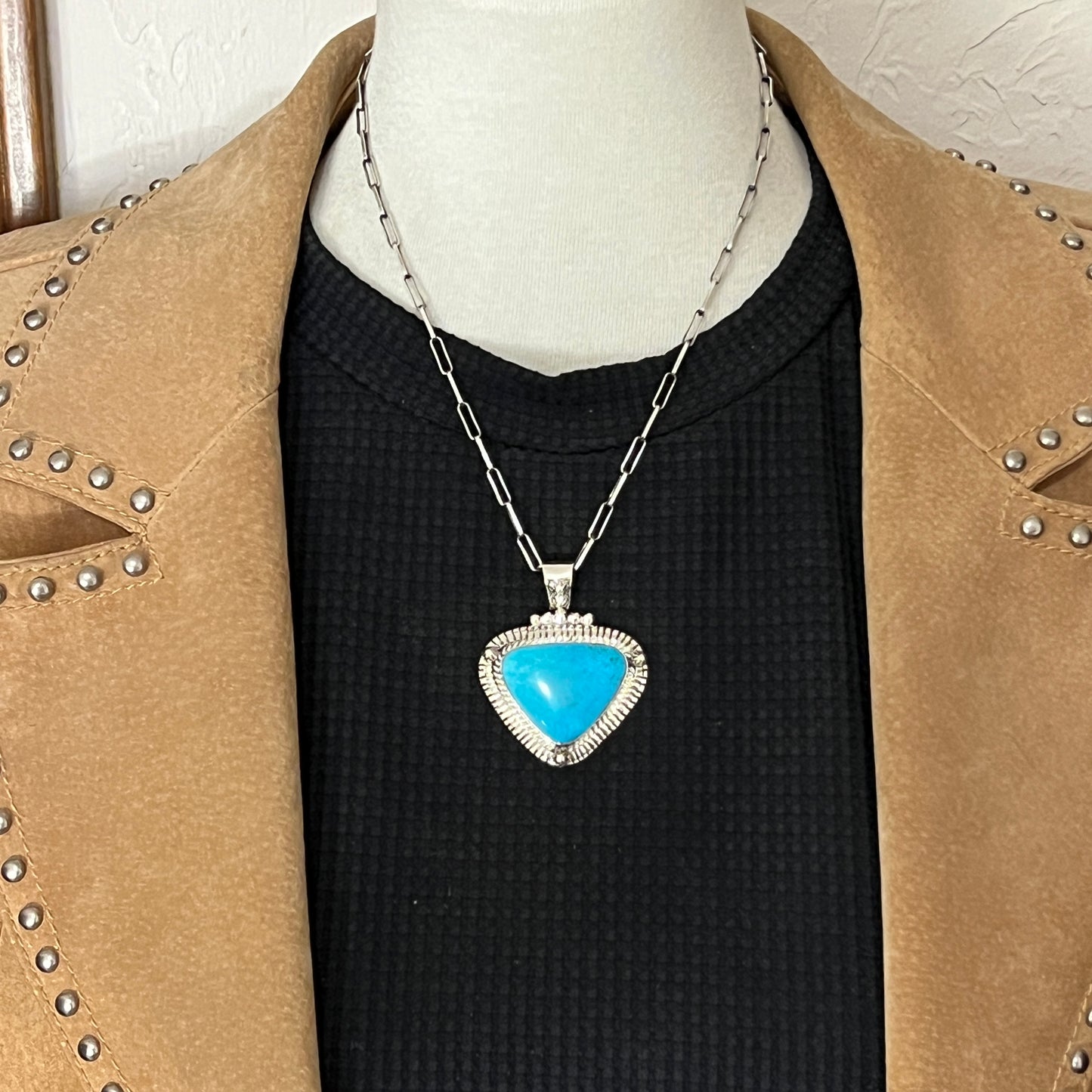 Beautiful blue Kingman turquoise pendant sterling silver Charlene Yazzie Navajo 814