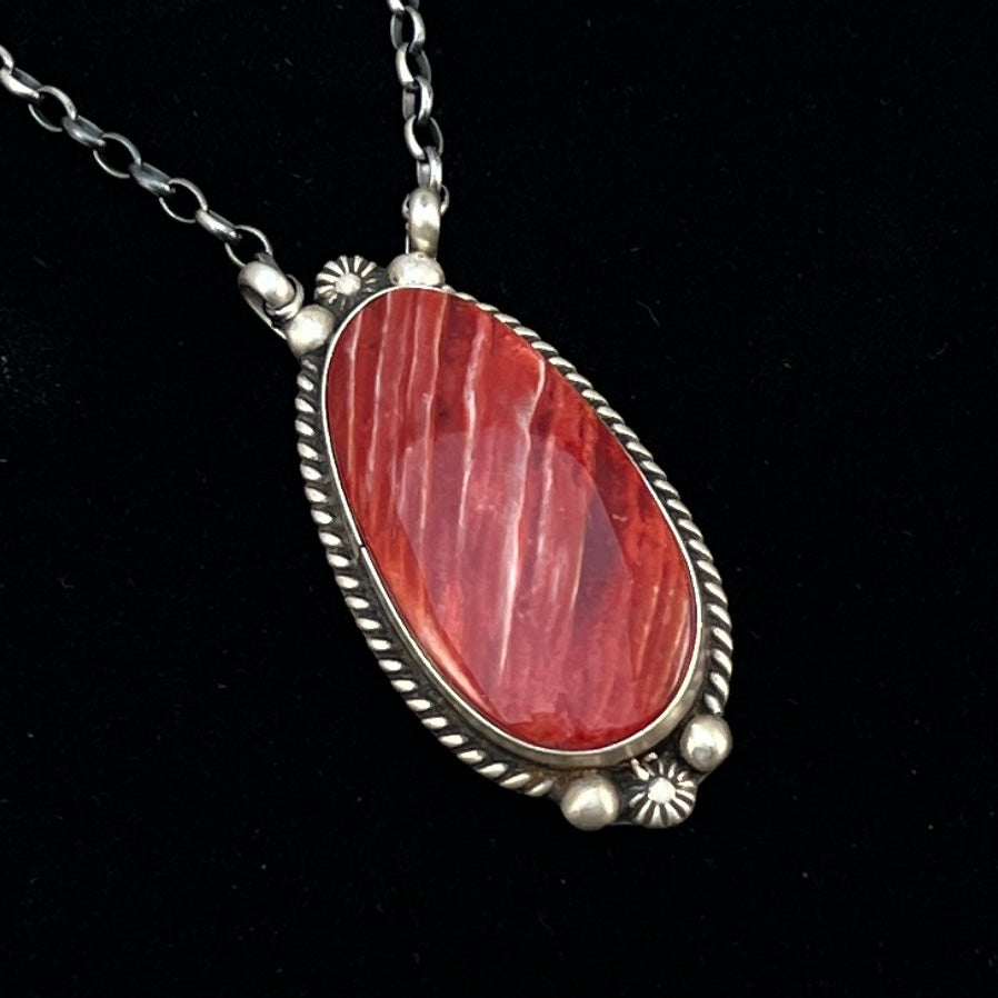 18" Red Spiny Oyster Shell Necklace Choker Sterling silver Navajo Irene Kee