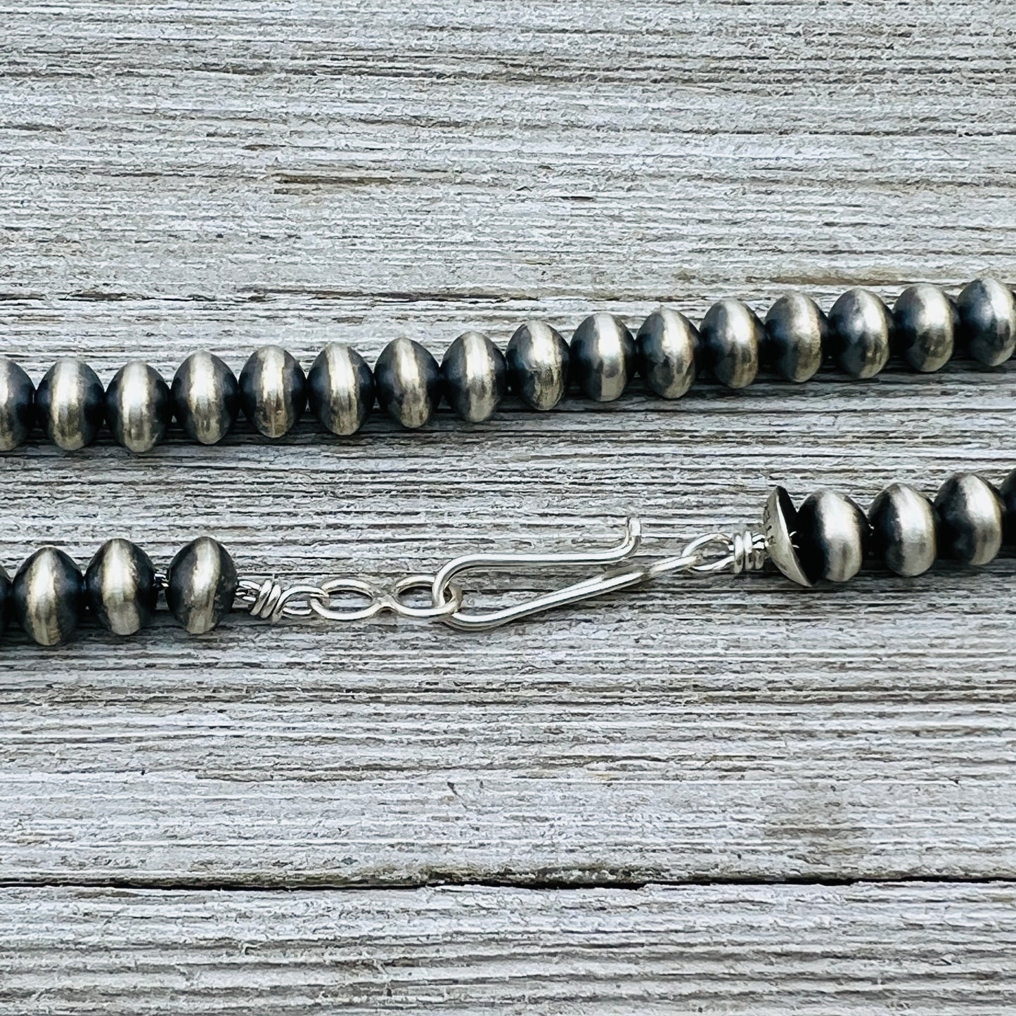 18" Sterling silver Navajo handmade 7mm oval bead Pearl necklace Bryannen Halwood 704