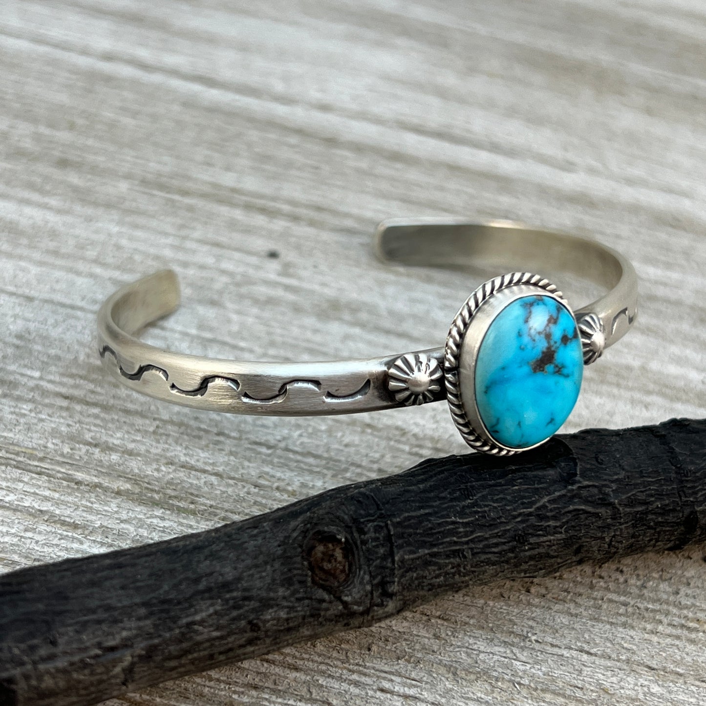 Blue Kingman Turquoise BOHO narrow Cuff bracelet Sterling Silver Samuel Yellowhair 13