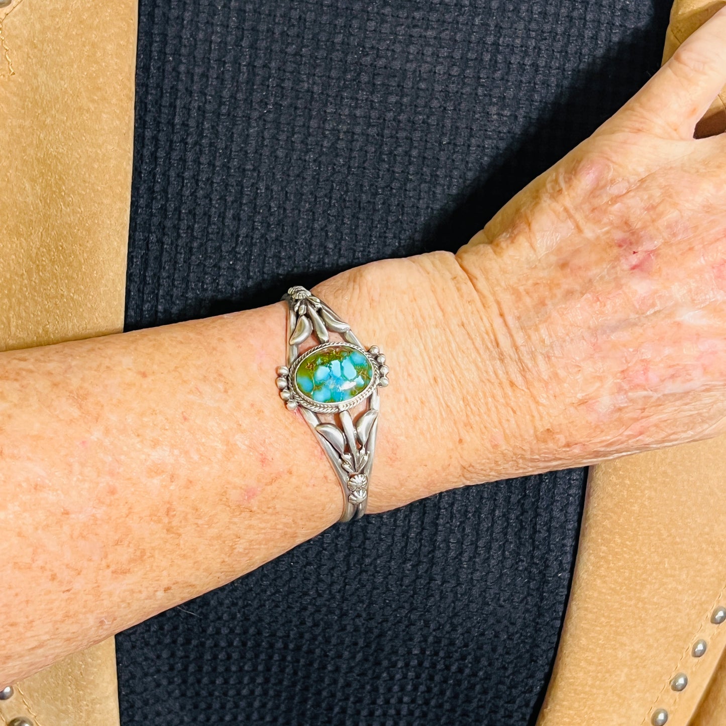 6 1/4" Kingman polychrome Turquoise cuff bracelet sterling silver Bobby Platero BR15