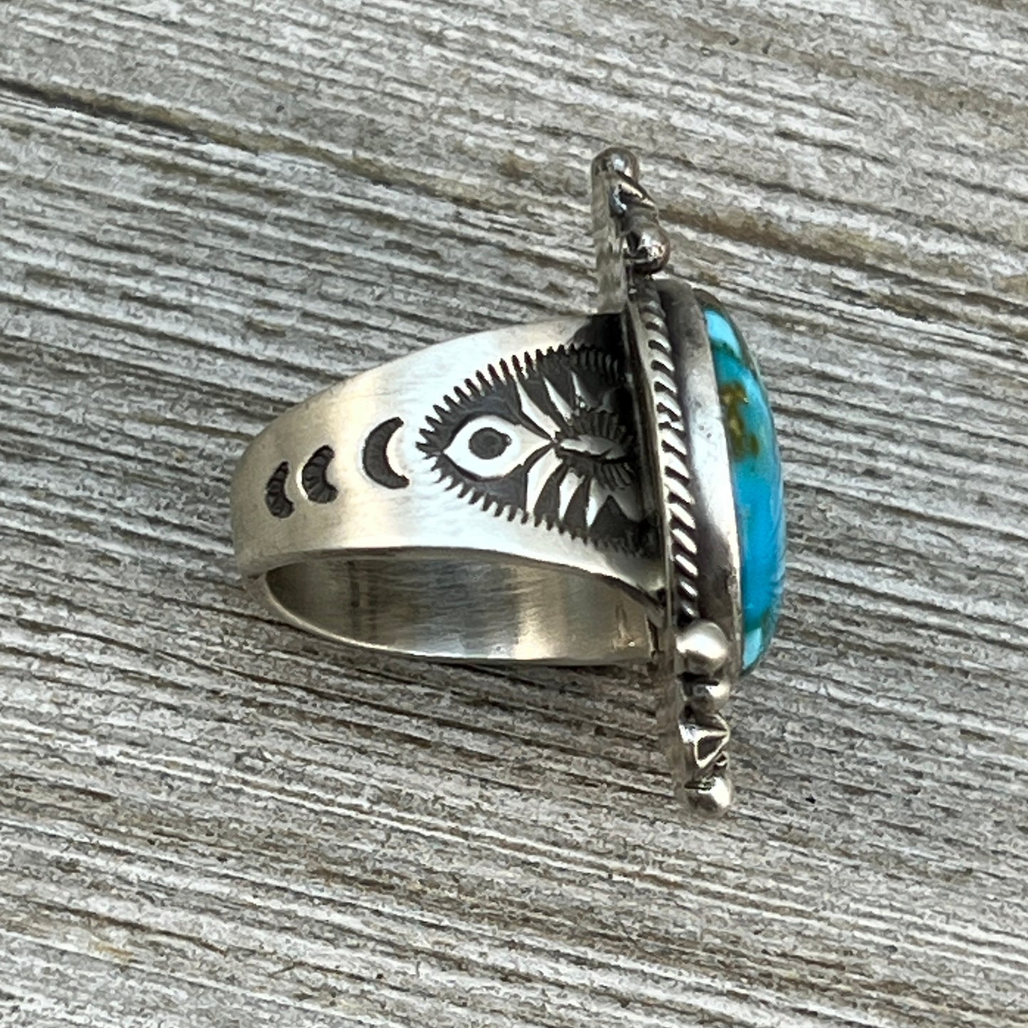 Size 8 Spiderweb Kingman Turquoise Ring Navajo handmade Samuel Yellowhair