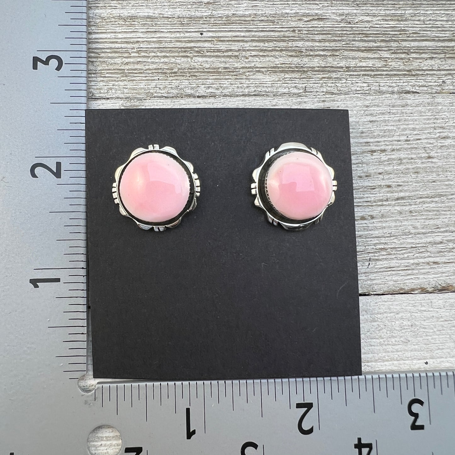 Pink conch shell 3/4" round stud earrings, sterling silver Navajo Phyllis Smith 451