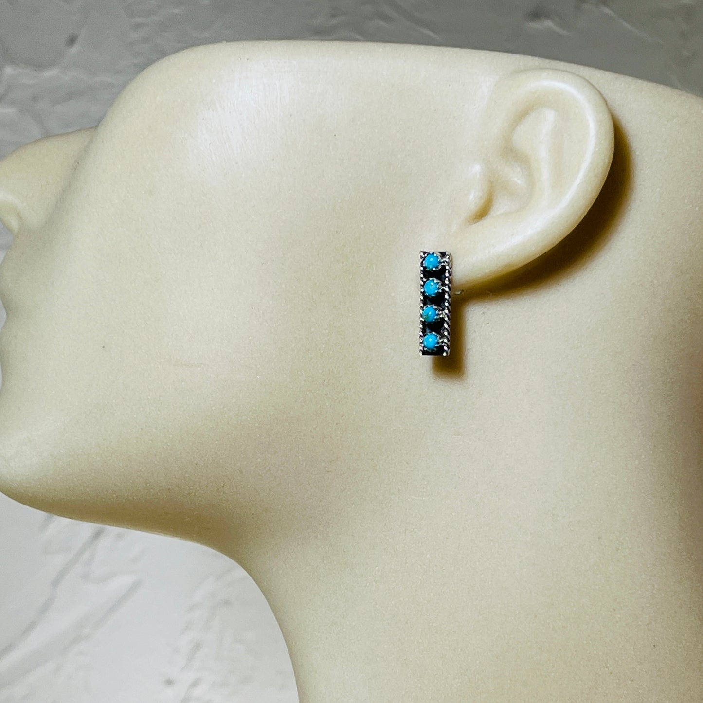 Turquoise snake eye turquoise dot small 3/4" Bar earrings Janice Spencer ER14