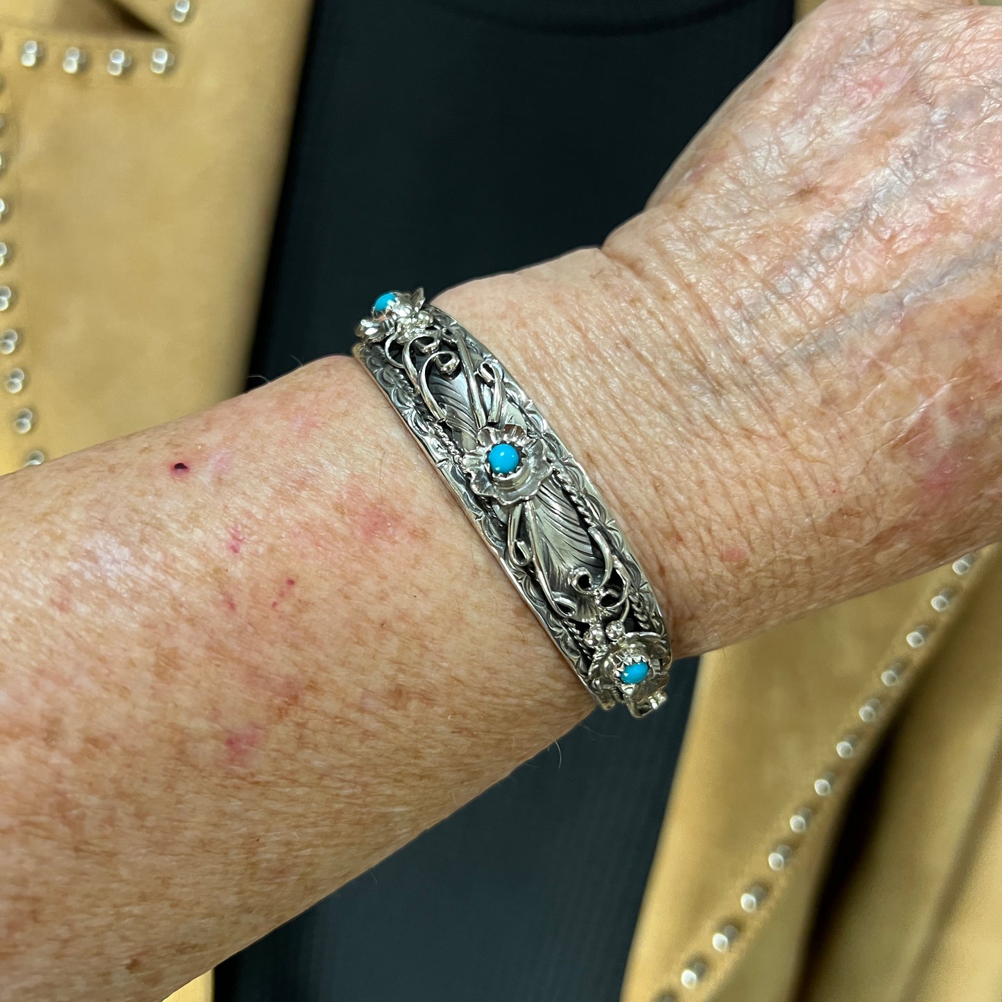 6 1/2" Floral sterling silver bracelet Navajo handmade Bessie Joe signed turquoise