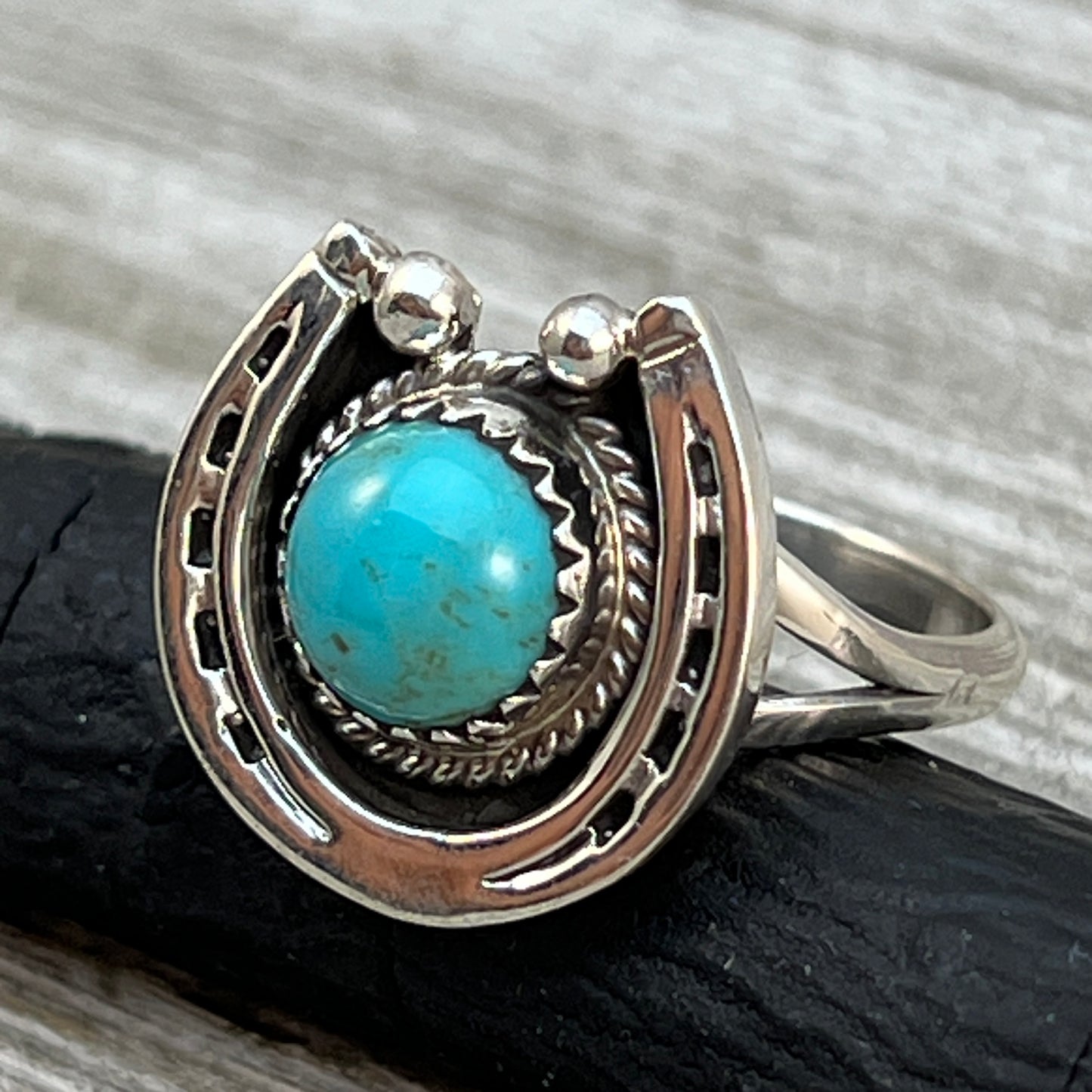 Size 7 1/2 Campitos Turquoise sterling silver horseshoe ring western equestrian jewelry Rodeo