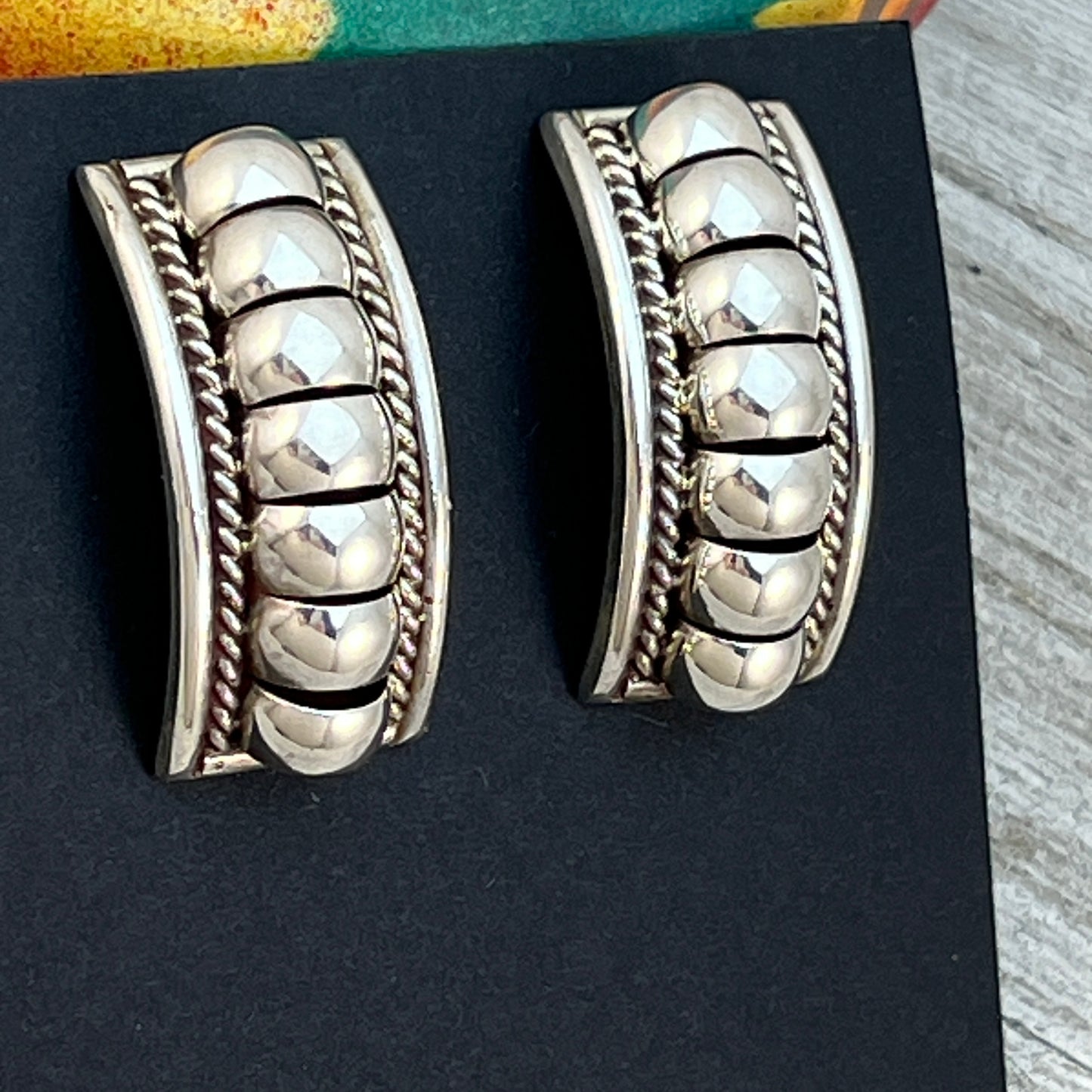 Modern Sterling silver Navajo handmade Bar ribbed rectangle earrings, Thomas Charley