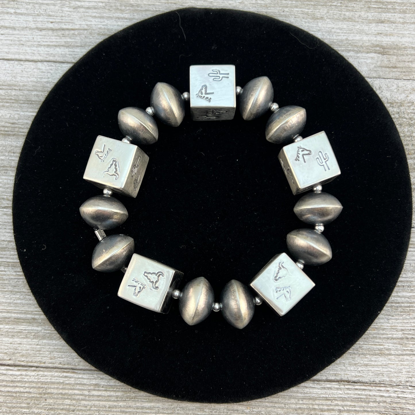 Handmade Navajo Pearls, beads, elastic, Stretch bracelet sterling silver 7" Sharon Cooley