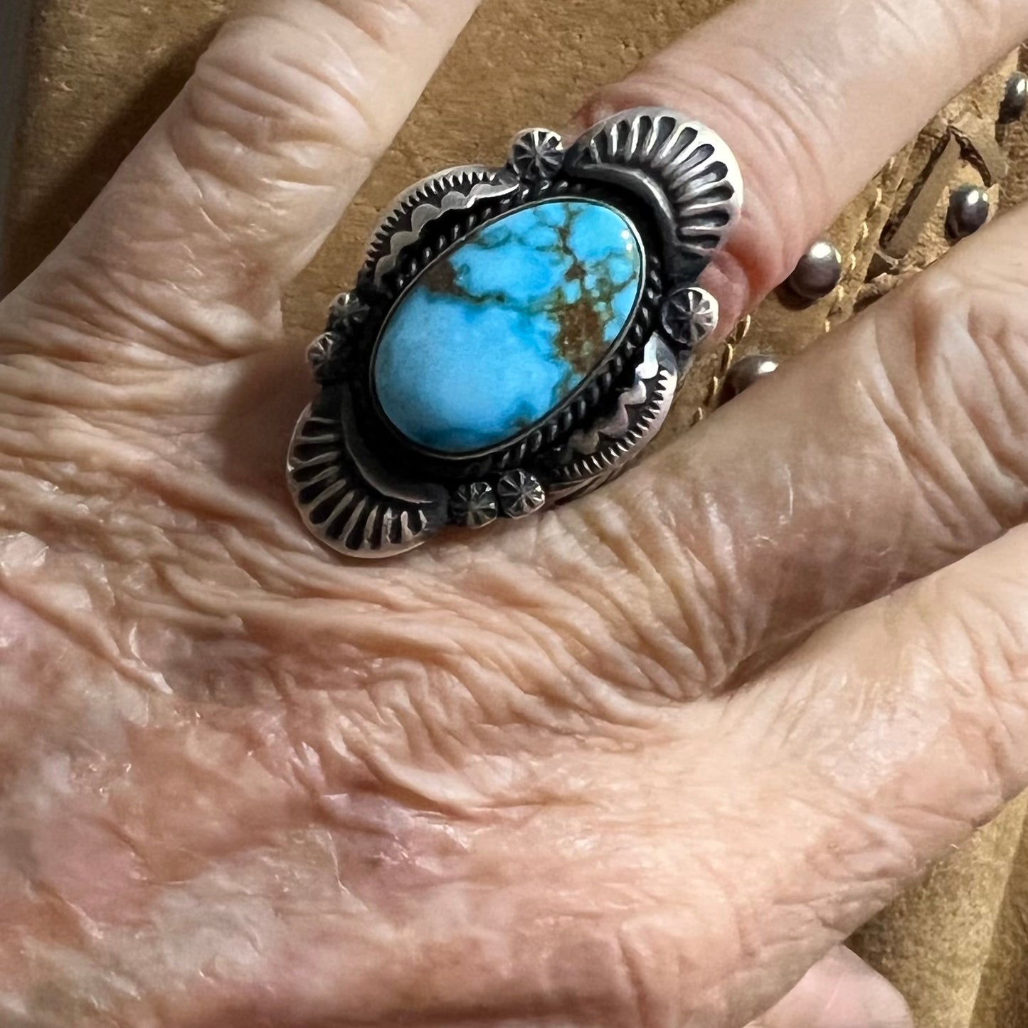 Size 7.5 / B Beautiful High Grade, Blue, Kingman spiderweb Turquoise ring, Heavy handmade by Navajo artist, Gilbert Tom, signed,