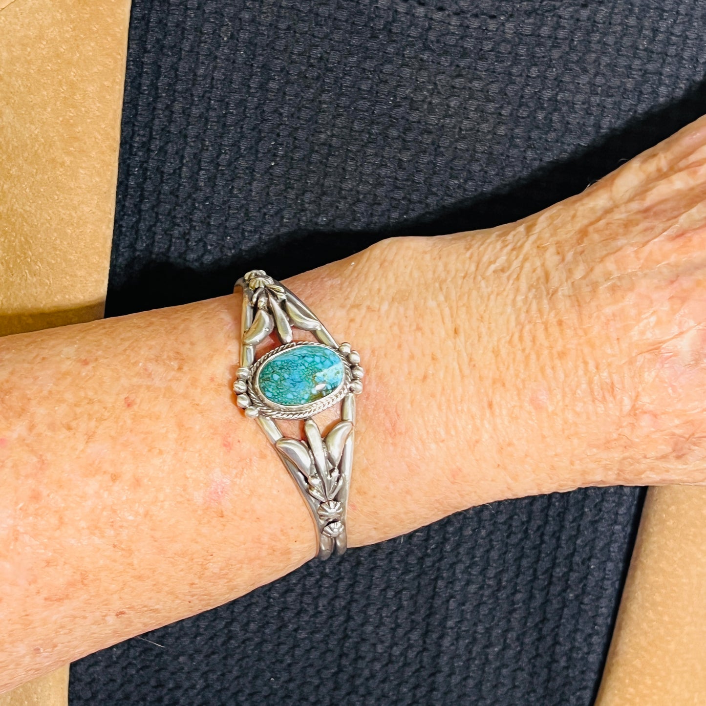 6 1/4" Kingman Turquoise cuff bracelet sterling silver Bobby Platero BR16