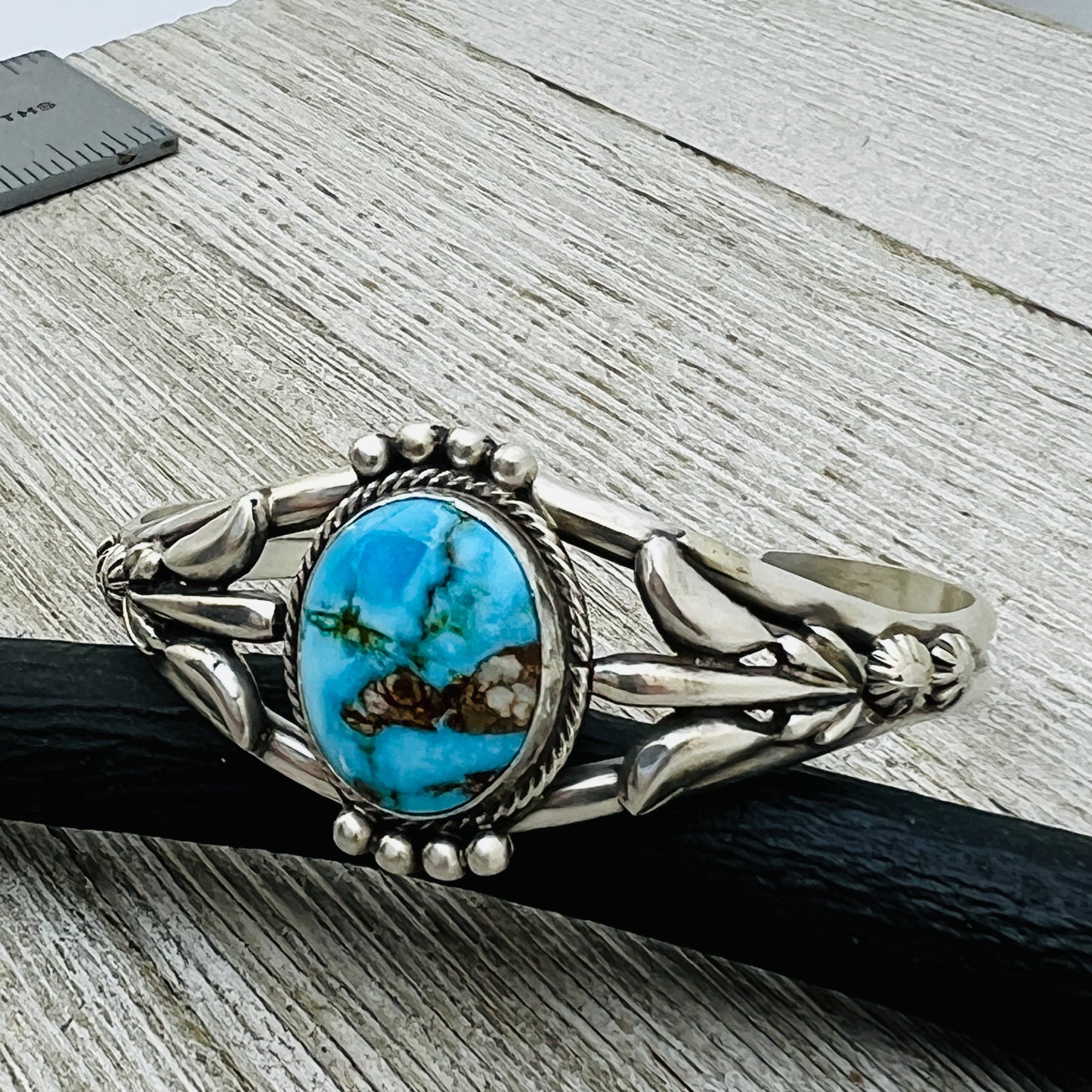 6 1/4" Kingman Turquoise cuff bracelet sterling silver Bobby Platero BR14