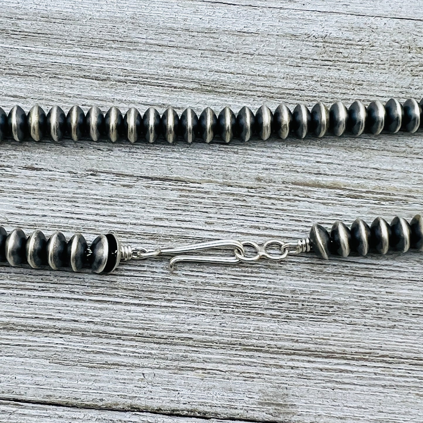 22" Sterling silver Navajo handmade 8mm saucer bead Pearl necklace Bryannen Halwood 695