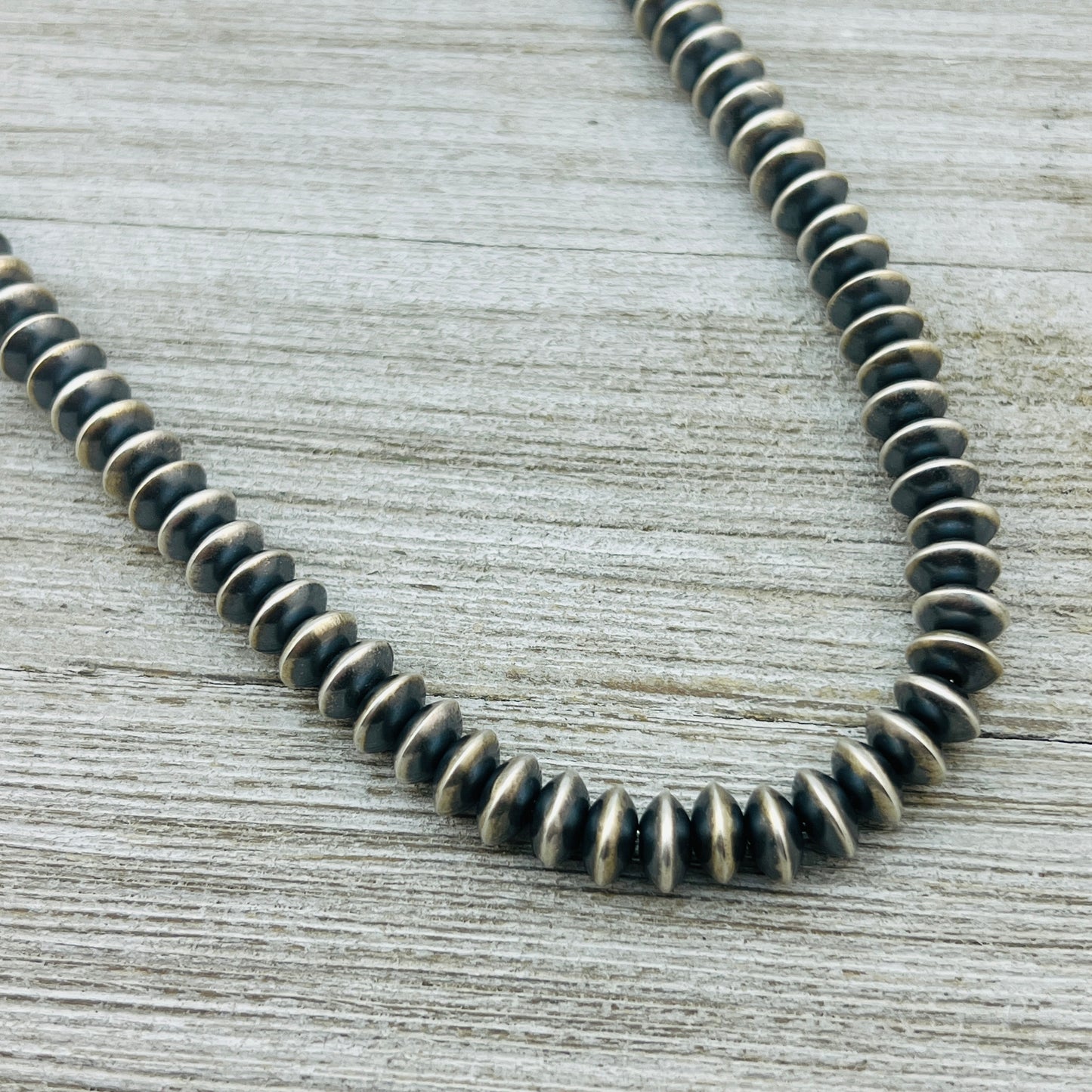 22" Sterling silver Navajo handmade 8mm saucer bead Pearl necklace Bryannen Halwood 695