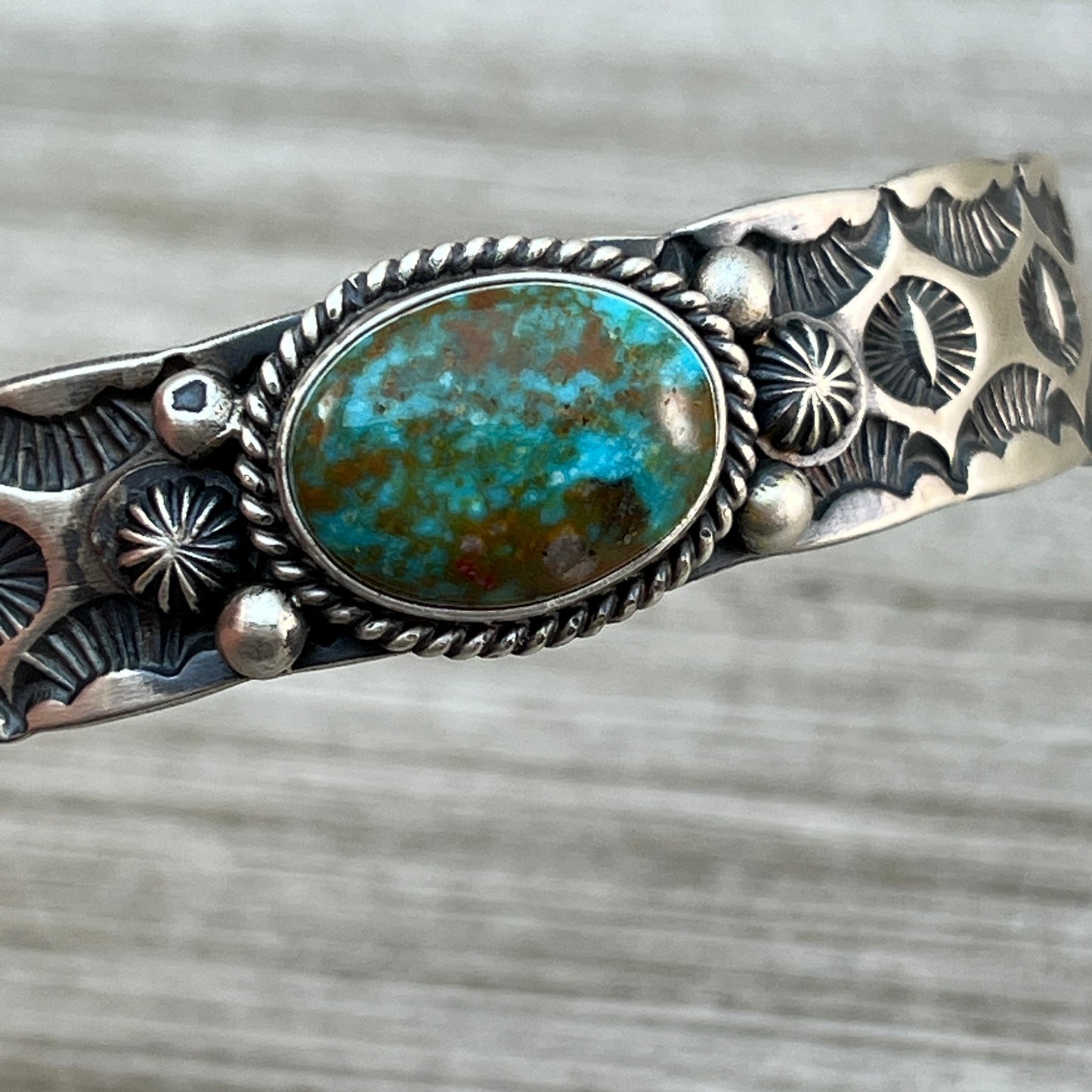 7" Kingman Turquoise Simple stamped Cuff Bracelet, Sterling Silver Navajo Kevin Billah
