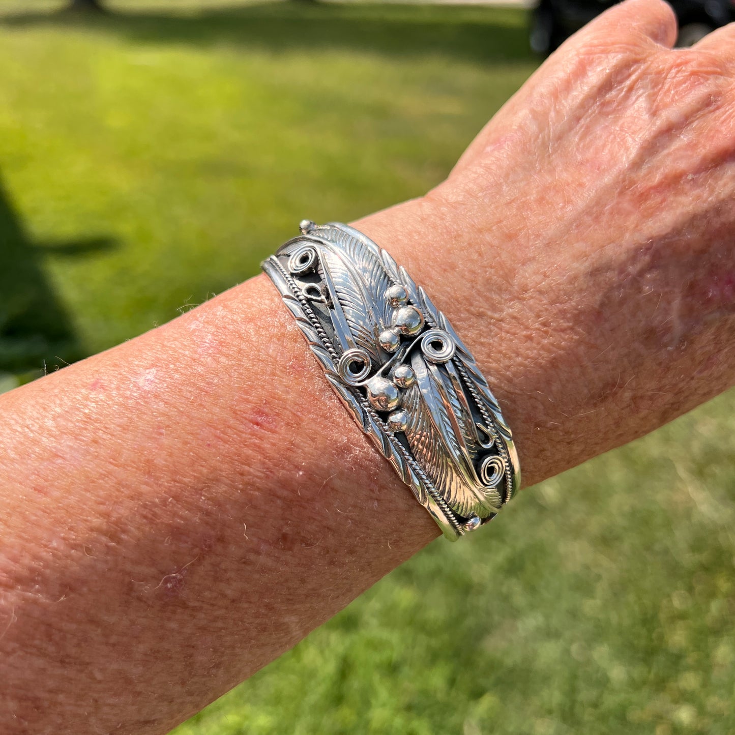 7" Sterling Silver Floral leaves Cuff bracelet, Navajo handmade Davey Morgan signed