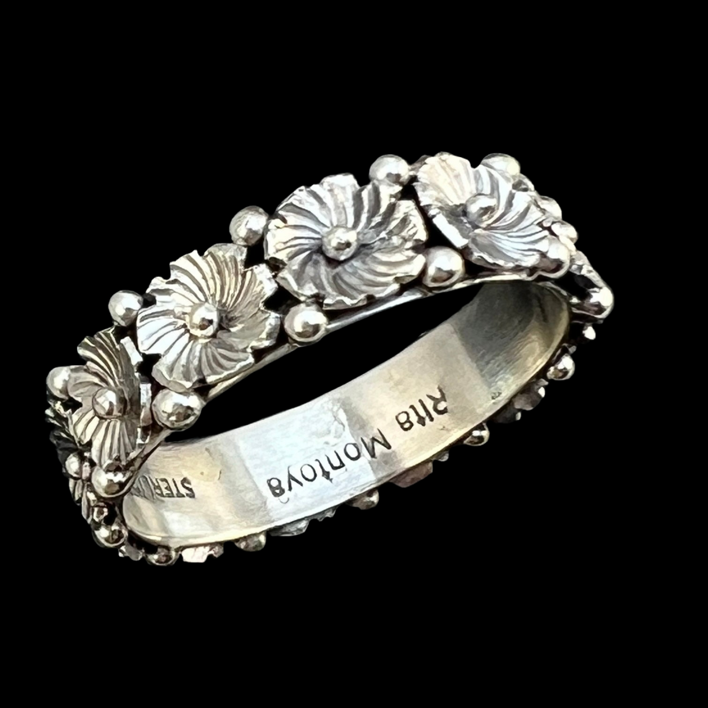 Sterling silver flower eternity band, floral ring, Rita Montoya