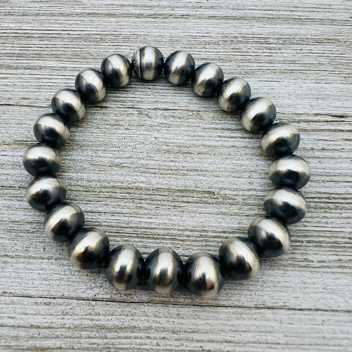 9mm round Handmade Navajo Pearls, beads, elastic, Stretch bracelet sterling silver 7" BR8