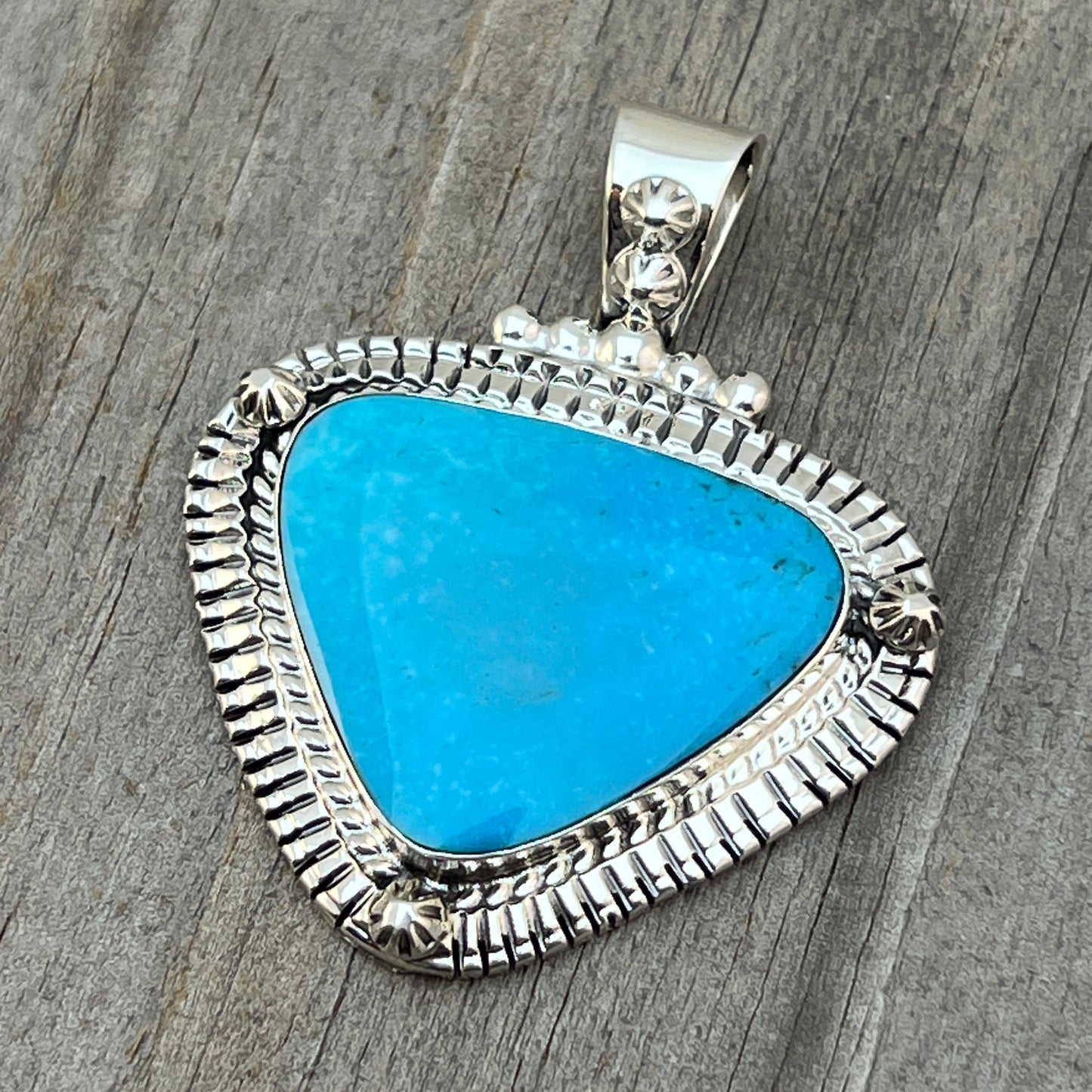 Beautiful blue Kingman turquoise pendant sterling silver Charlene Yazzie Navajo 814
