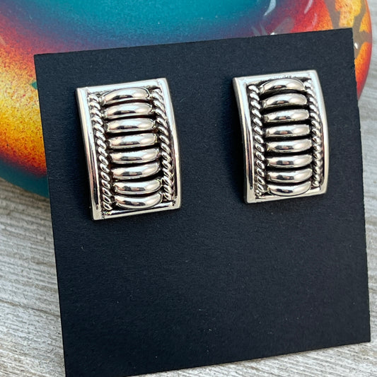 Modern Sterling silver Navajo handmade Bar ribbed rectangle earrings, Thomas Charley 2