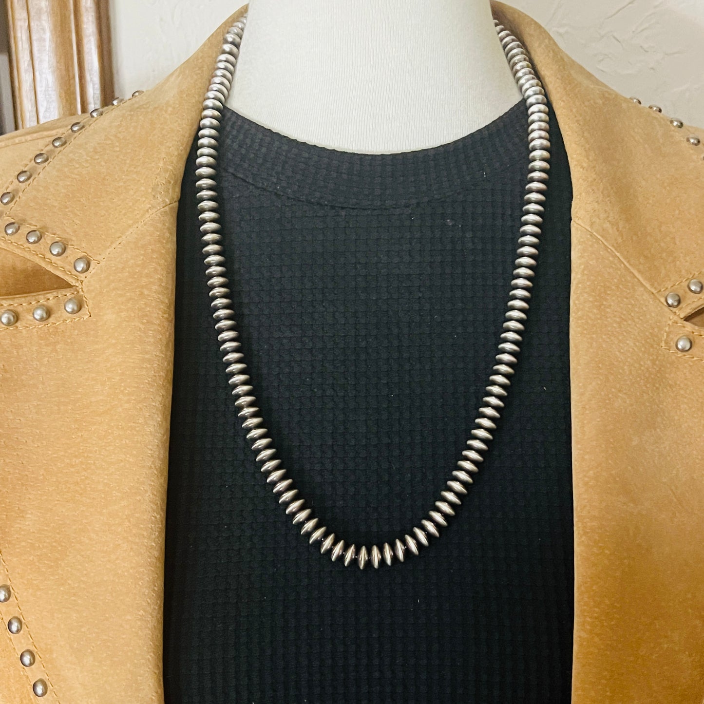 24" Sterling silver Navajo handmade 8mm saucer bead Pearl necklace Bryannen Halwood 696