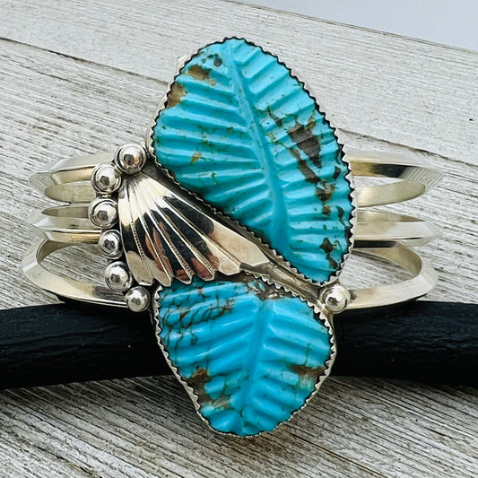 6 3/4" Blue Kingman Turquoise carved leaf bracelet sterling silver Lyolita Tsattie  Zuni BR7