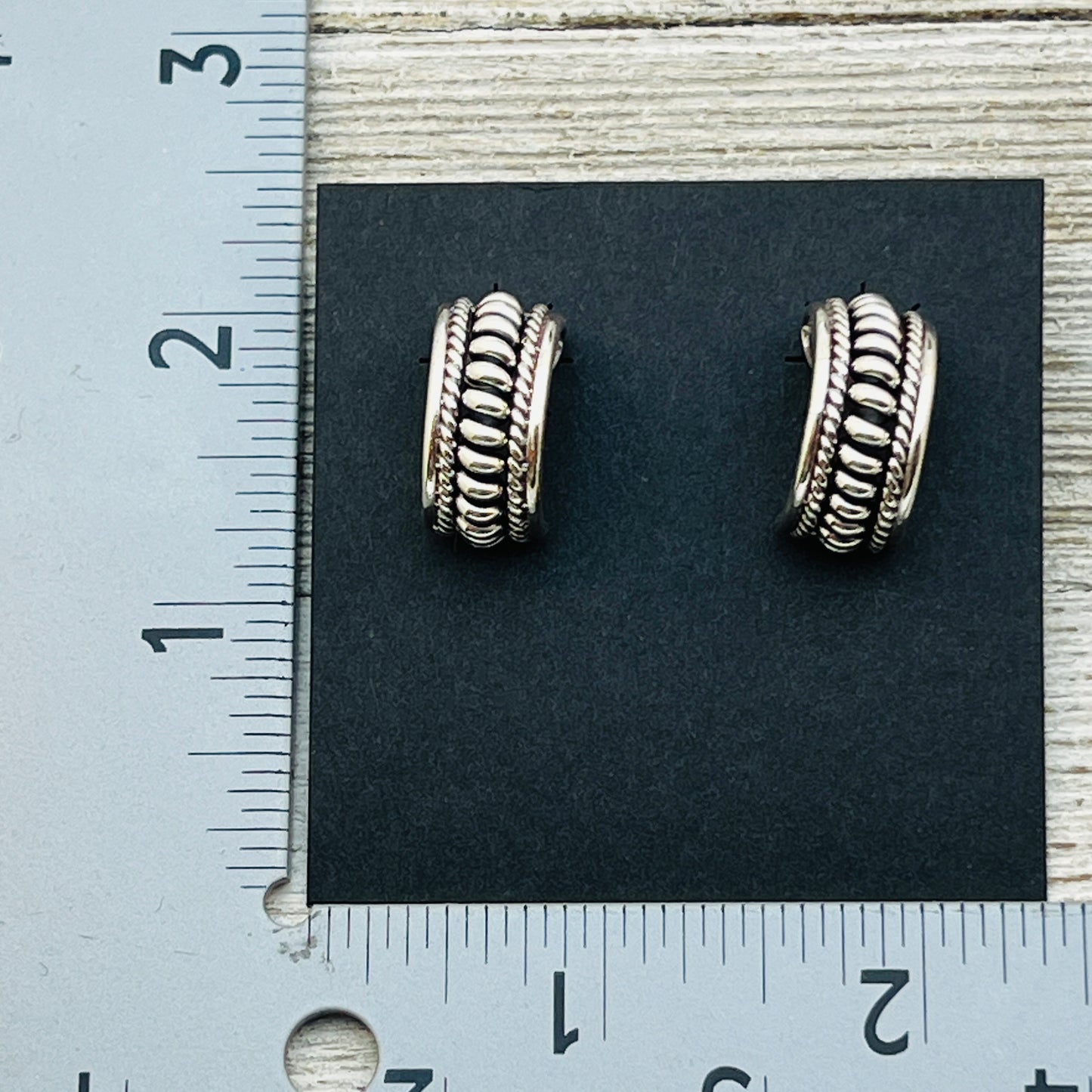 Small 3/4" all silver Modern Hoop Earrings Thomas Charley Navajo handmade ER15