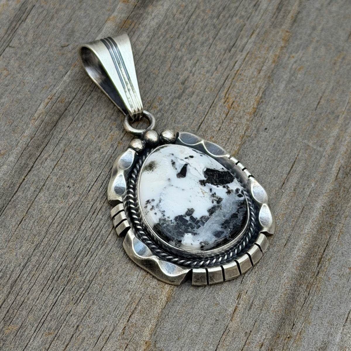 White Buffalo Stone Sterling silver pendant Daniel Benally Navajo PD2