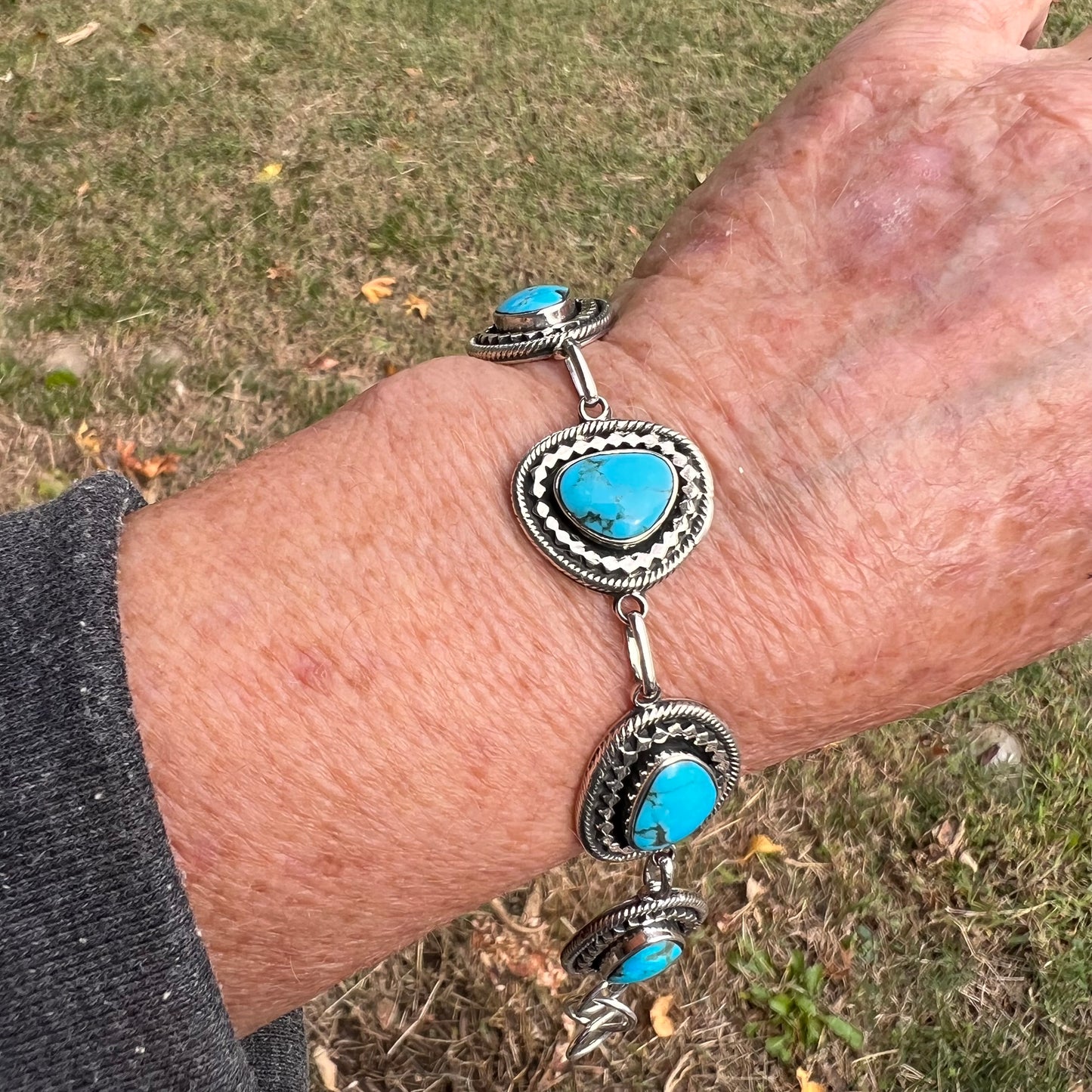 Kingman turquoise link bracelet, sterling silver, adjustable 7.5", 8", 8.5", Navajo handmade jewelry, long large bracelet toggle clasp