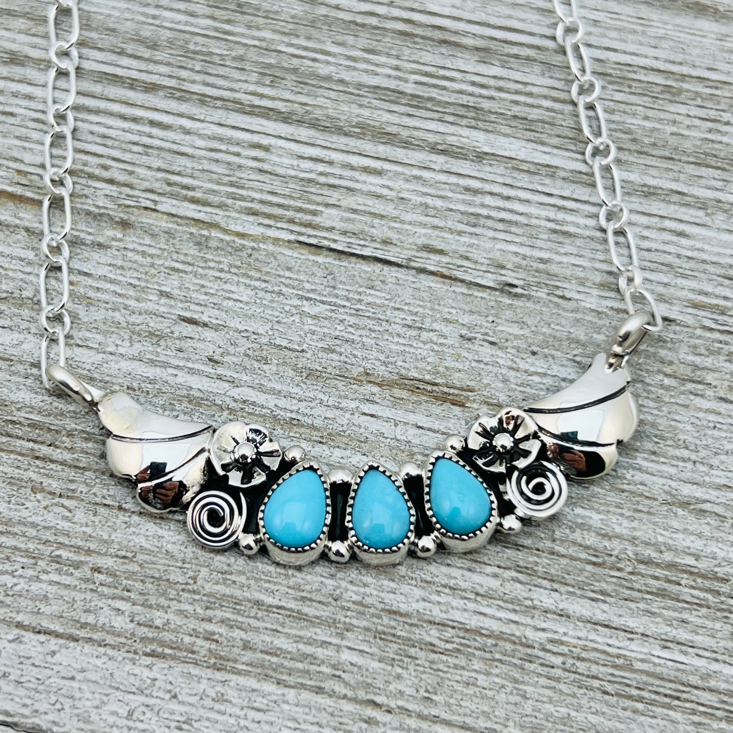 19" adjustable Blue Campitos 3 stone floral bar necklace Sterling Silver NK25