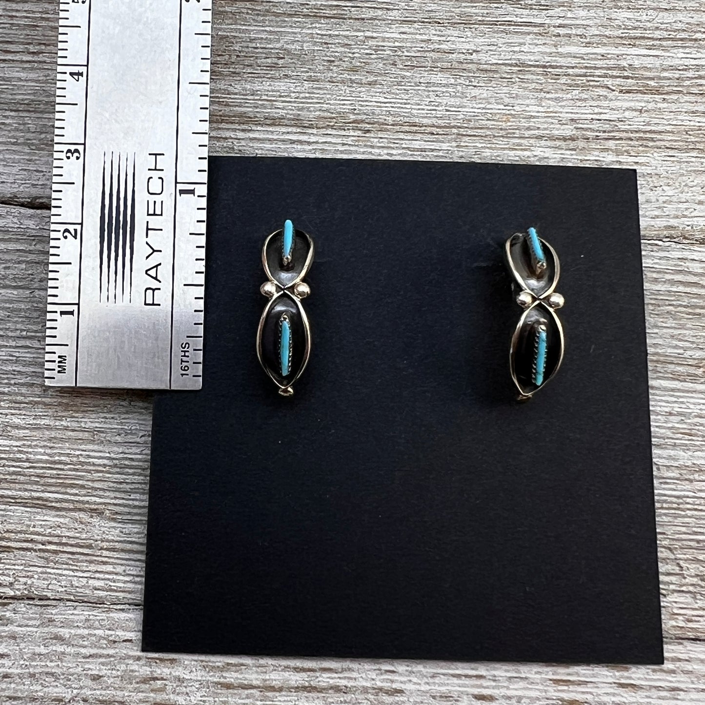 Zuni Turquoise Needlepoint Minimalist Small Half Hoop Earrings Sterling Silver