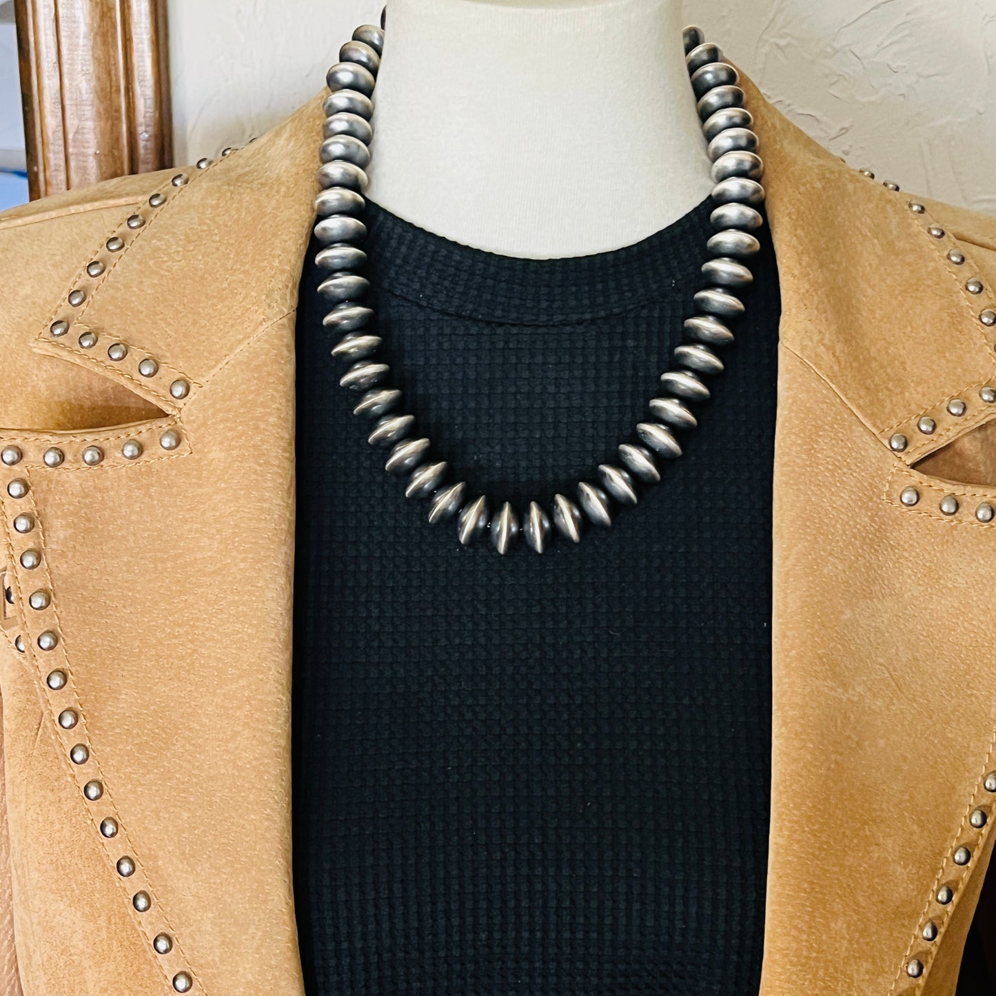 20" Sterling silver Navajo handmade 16mm large saucer bead Pearl necklace Bryannen Halwood 707