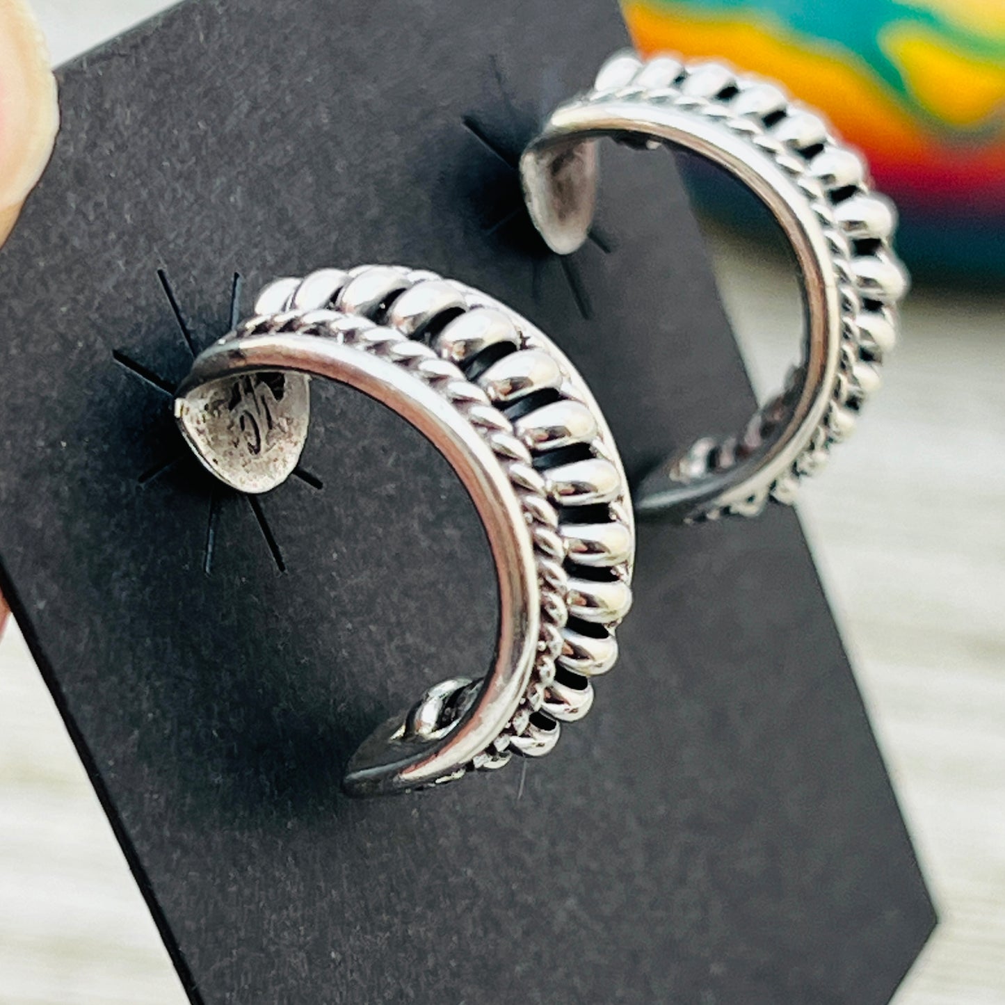 Small 3/4" all silver Modern Hoop Earrings Thomas Charley Navajo handmade ER15