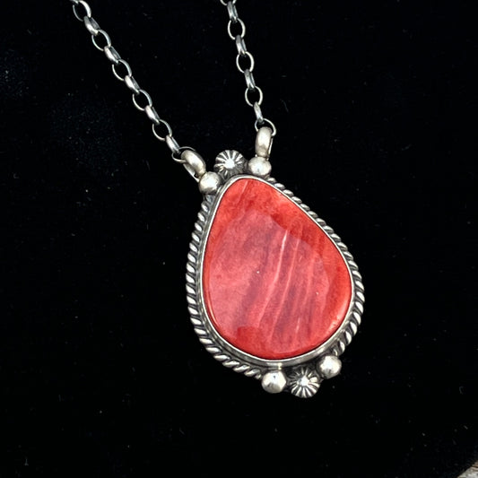 16" Red Spiny Oyster Shell Necklace Choker Sterling silver Navajo Irene Kee