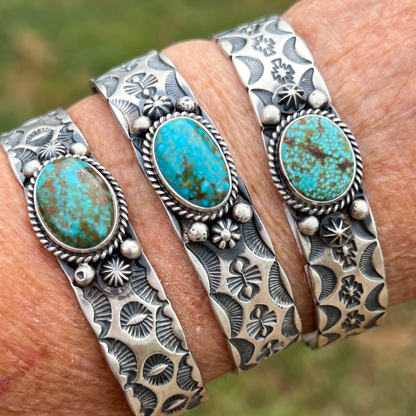 7" Kingman Turquoise Simple stamped Cuff Bracelet, Sterling Silver Navajo Kevin Billah