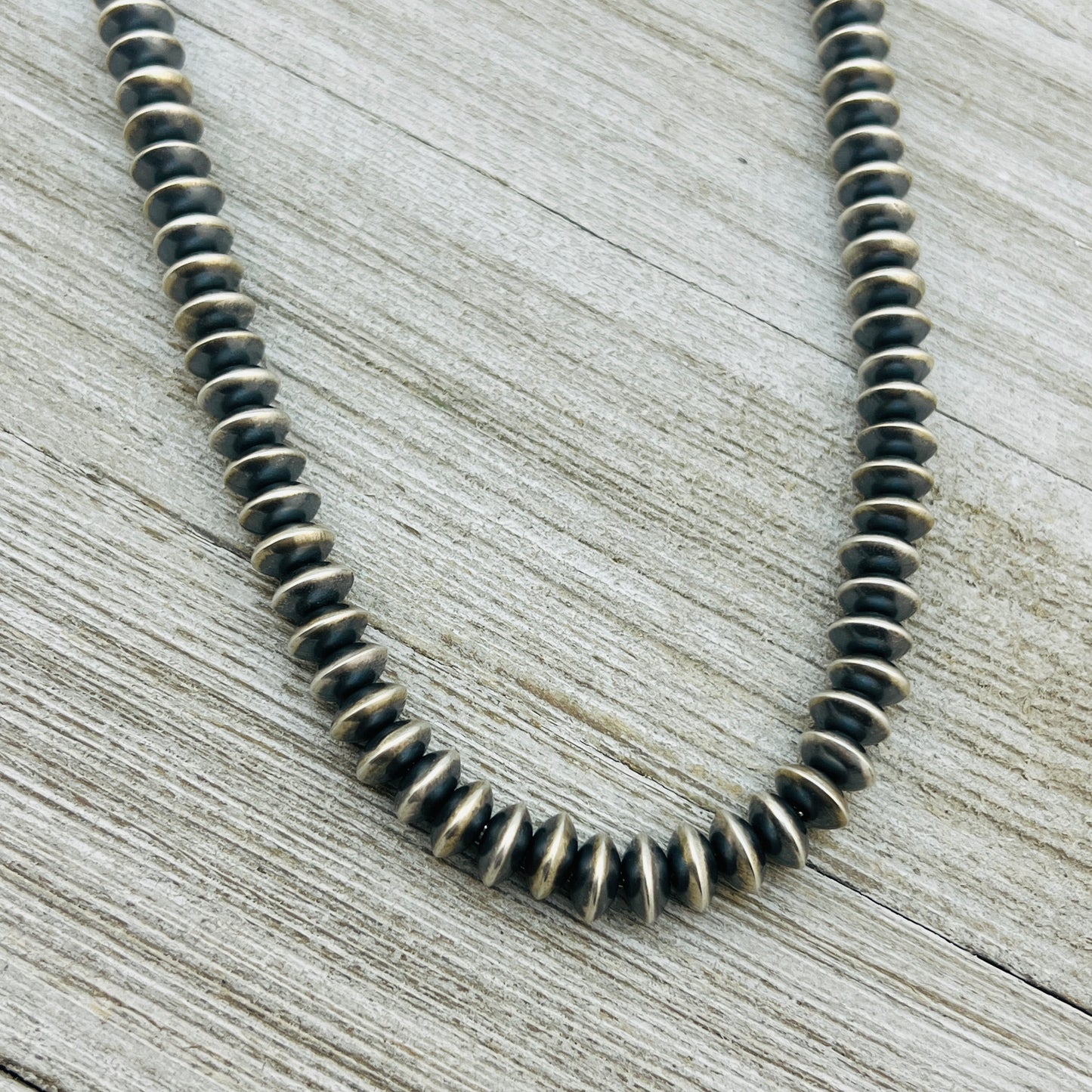 22" Sterling silver Navajo handmade 8mm saucer bead Pearl necklace Bryannen Halwood 695