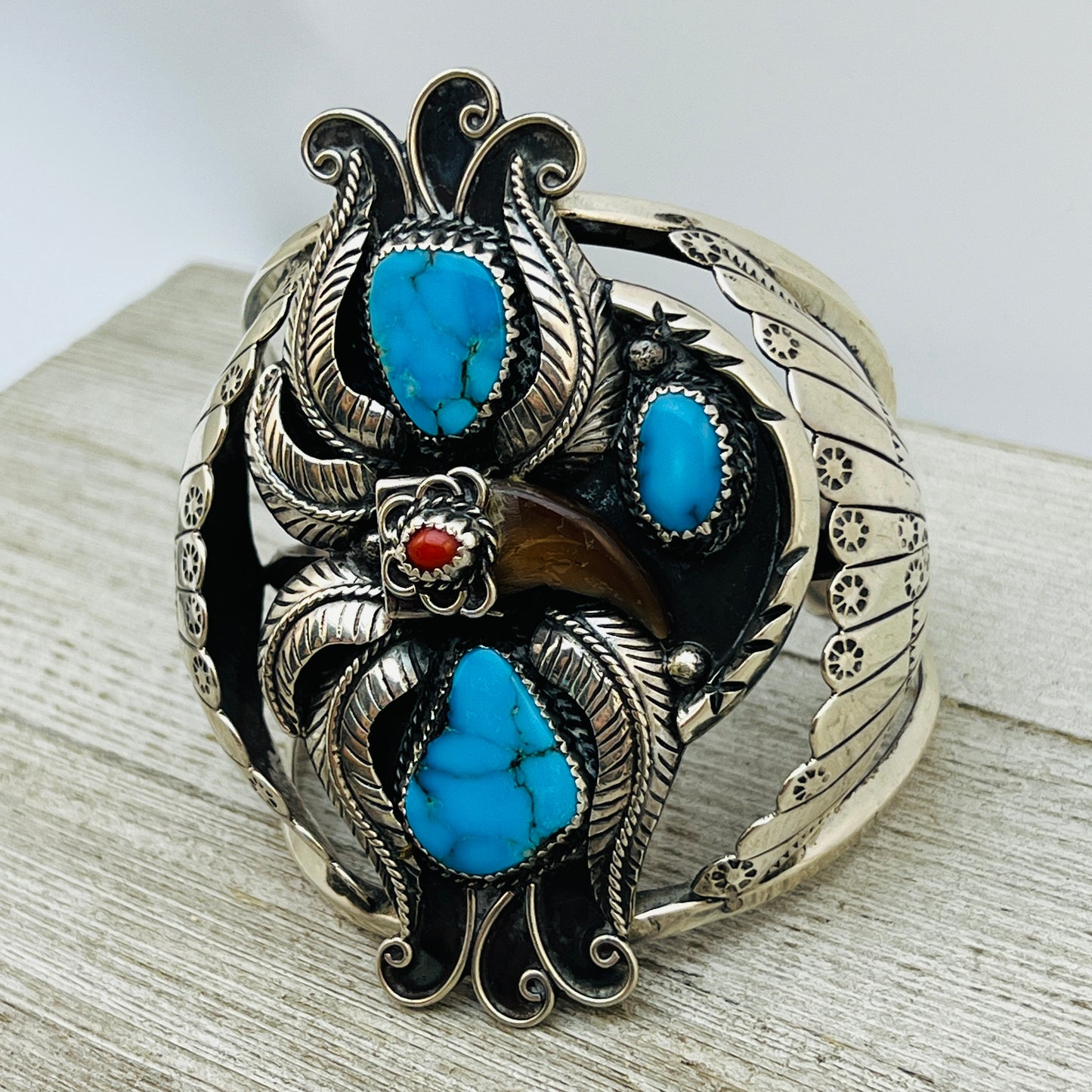 7 1/2" large Vintage Kakiki Turquoise cuff bracelet vintage collectible