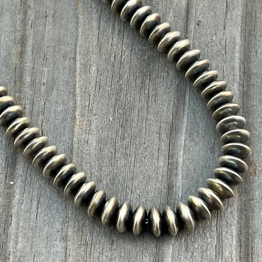 24" Sterling silver Navajo handmade 10mm saucer bead Pearl necklace Bryannen Halwood 687