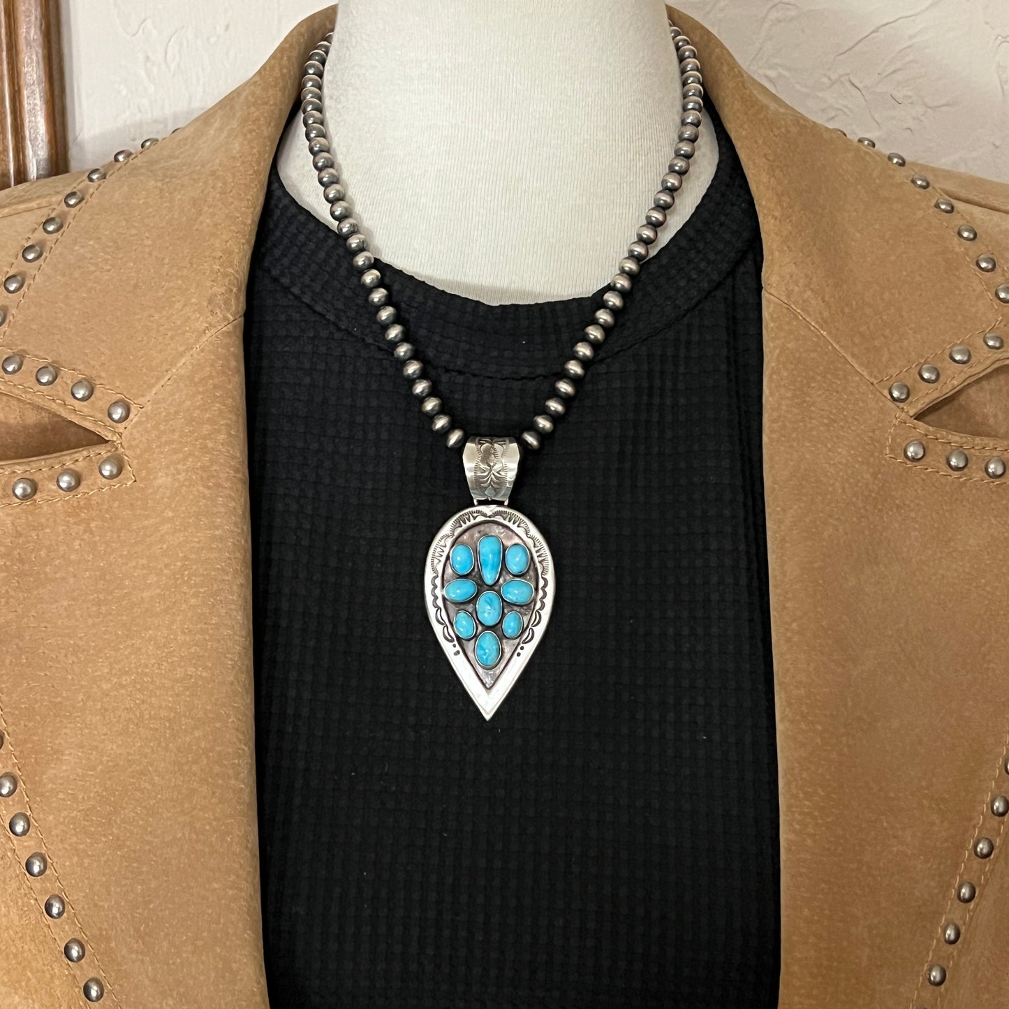 18" Necklace Kingman blue turquoise sterling silver Samuel Yellowhair Navajo 829