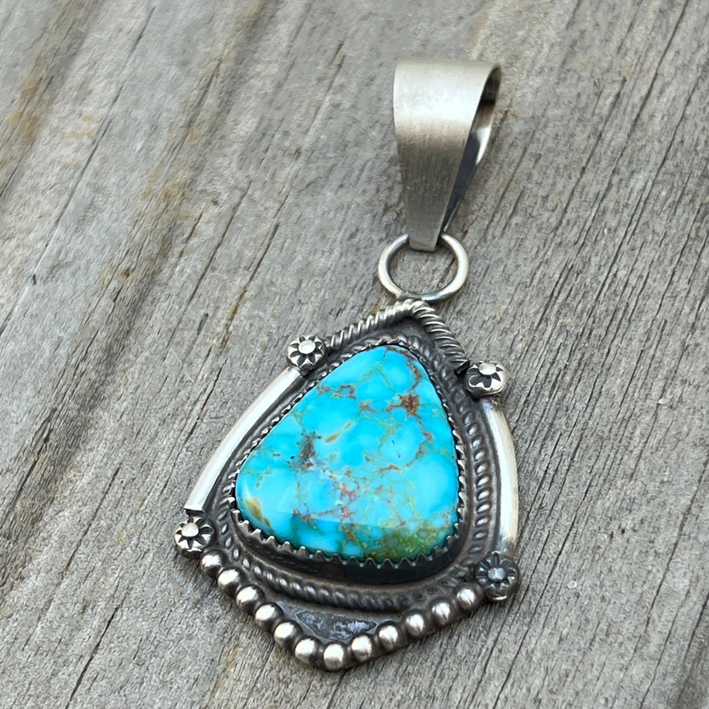 High Grade  Kingman Spiderweb Turquoise pendant sterling silver Leslie Nez Navajo 794