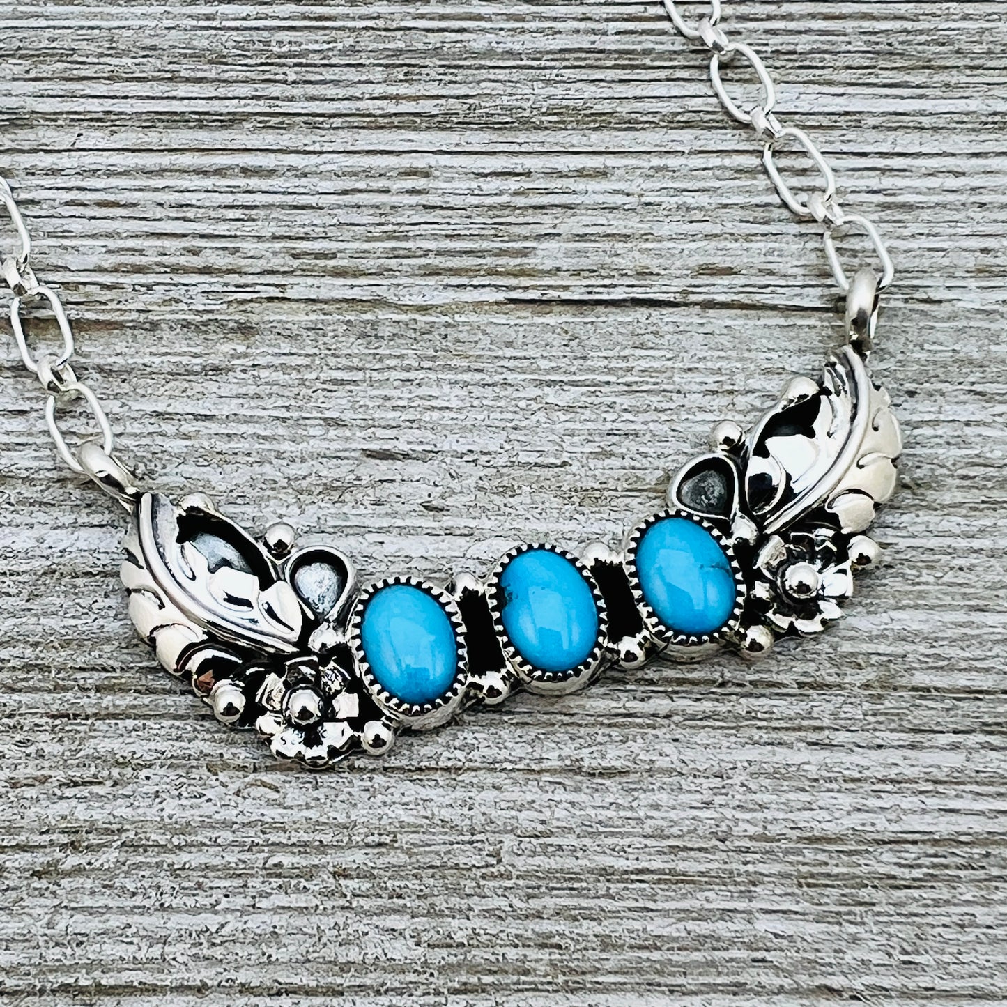19" adjustable Blue Campitos 3 stone floral bar necklace Sterling Silver NK28