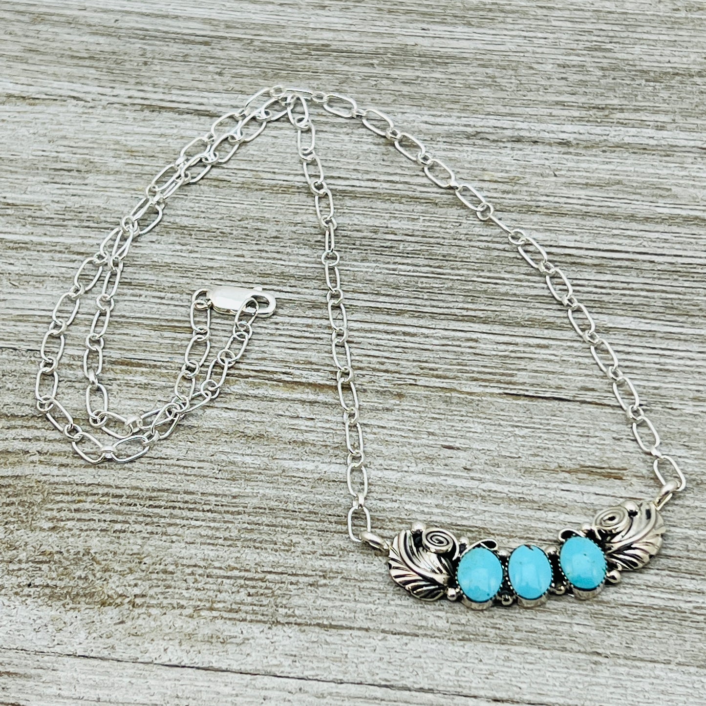 20" adjustable Blue Campitos 3 stone floral bar necklace Sterling Silver NK23