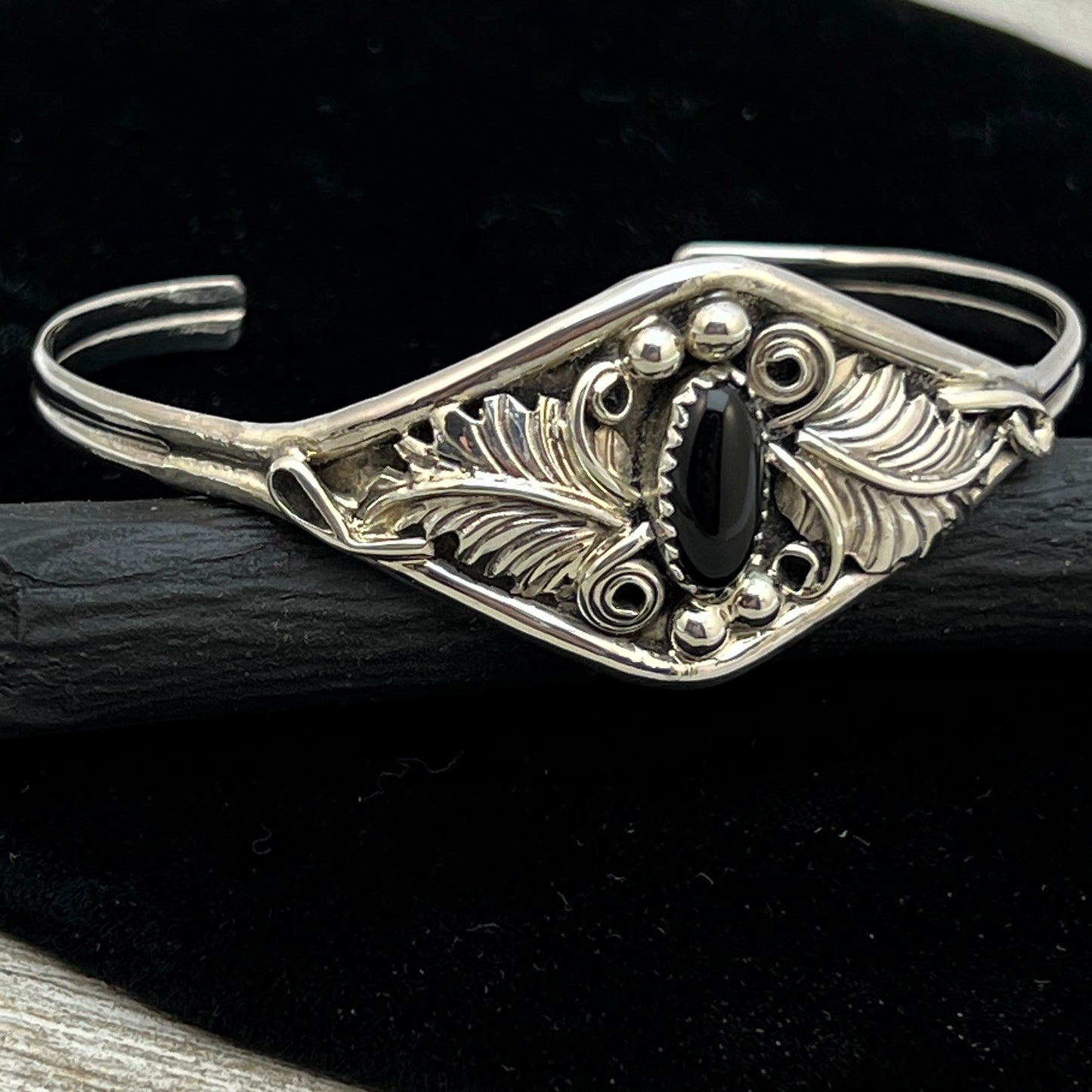 6 1/2" Stamped Navajo sterling silver Black Onyx cuff bracelet Harry Yazzie BR64