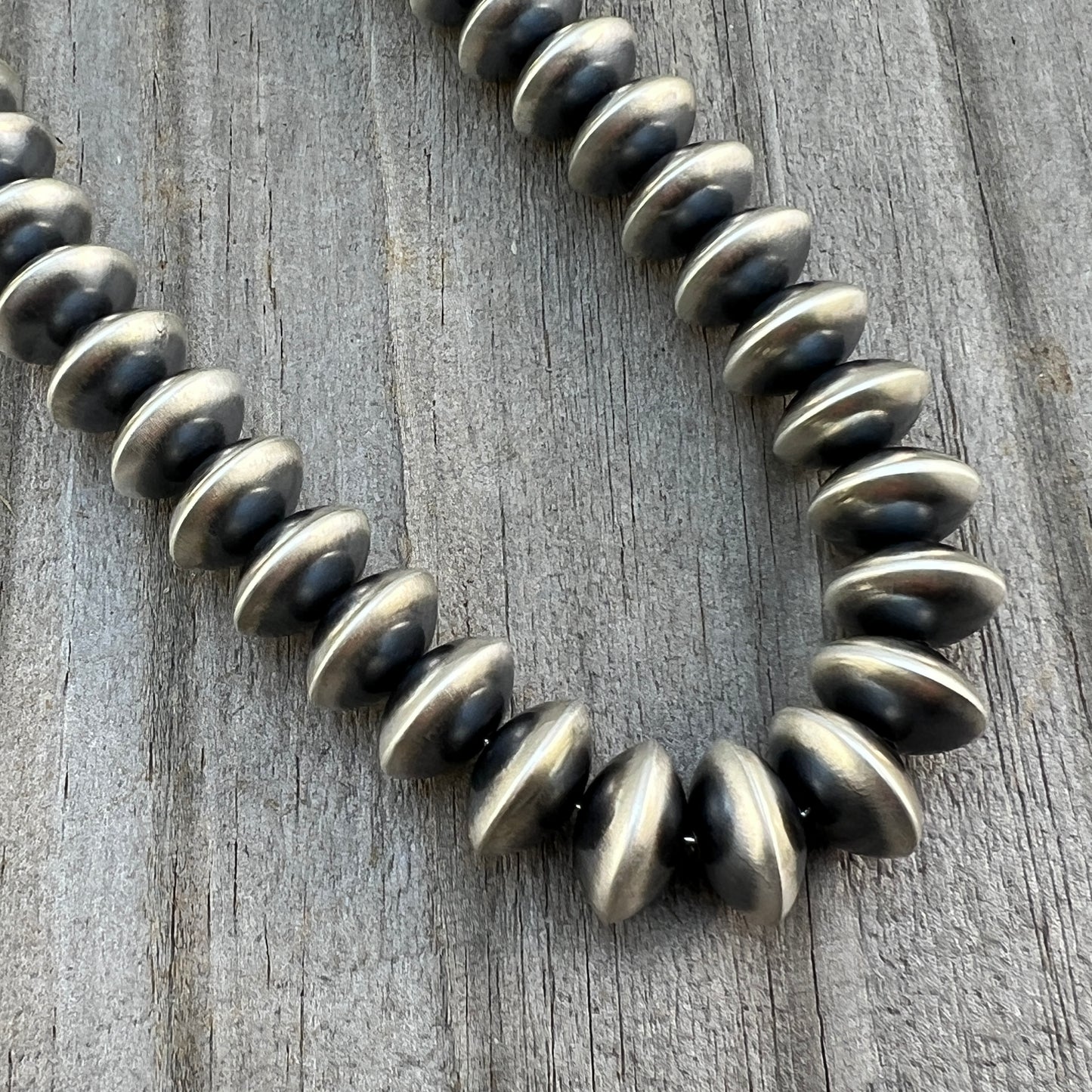 20" Sterling silver Navajo handmade 14mm saucer bead Pearl necklace Bryannen Halwood 693