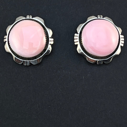 Pink conch shell 3/4" round stud earrings, sterling silver Navajo Phyllis Smith 452