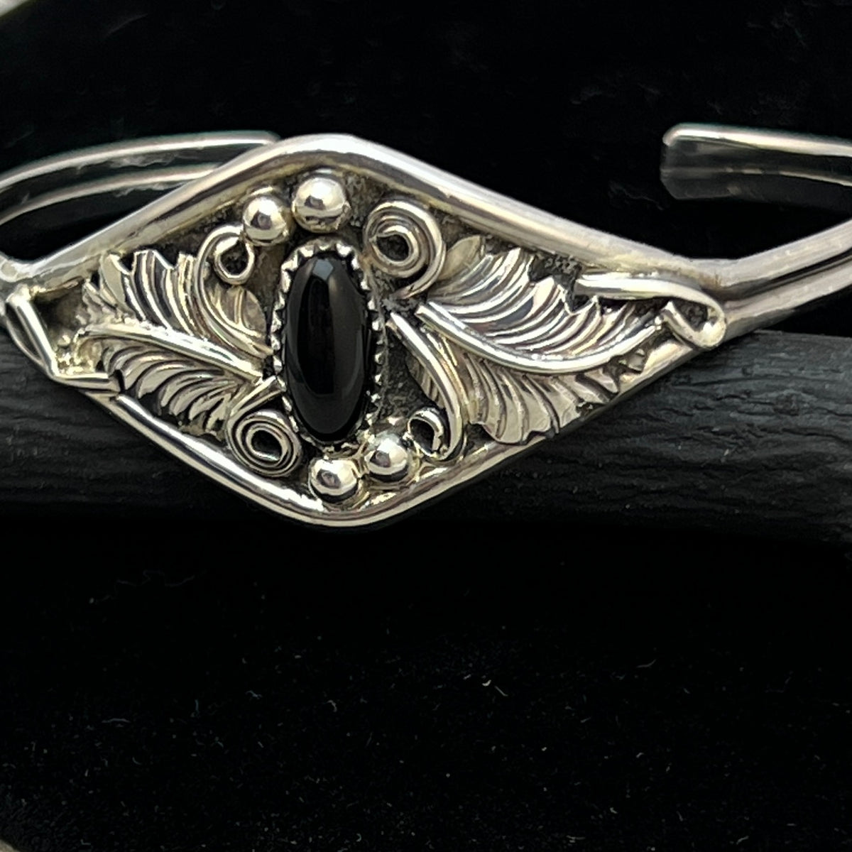 6 1/2" Stamped Navajo sterling silver Black Onyx cuff bracelet Harry Yazzie BR64
