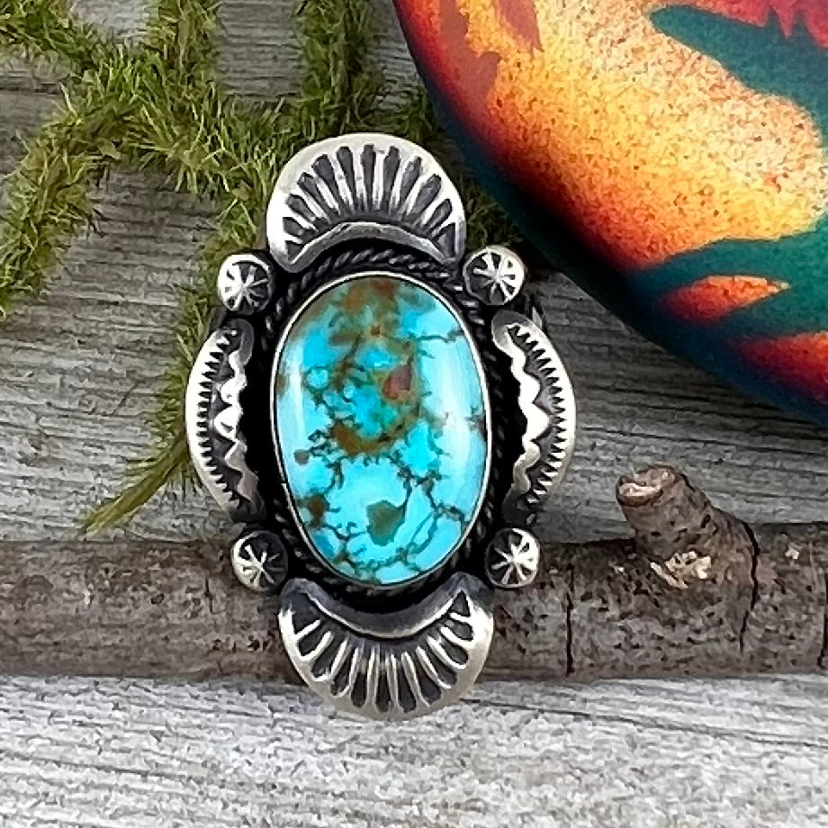 Size 8 / A  Beautiful High Grade, Blue, Kingman spiderweb Turquoise ring, Heavy handmade by Navajo artist, Gilbert Tom, signed,