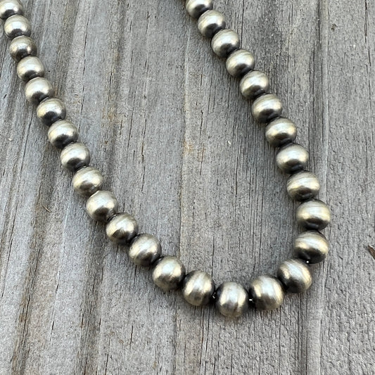 24" Sterling silver Navajo handmade 8mm bead Pearl necklace Bryannen Halwood 690