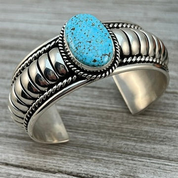 6 1/2" - 6 3/4" Kingman Spiderweb Turquoise cuff bracelet sterling silver TOM CHARLEY